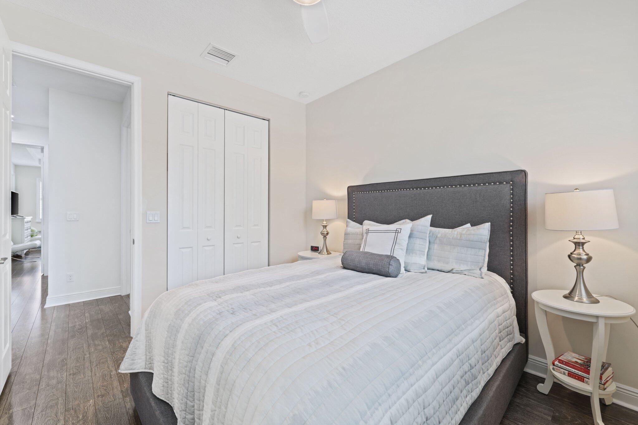 3112 Waterside Circle - 29.jpg-SMALL