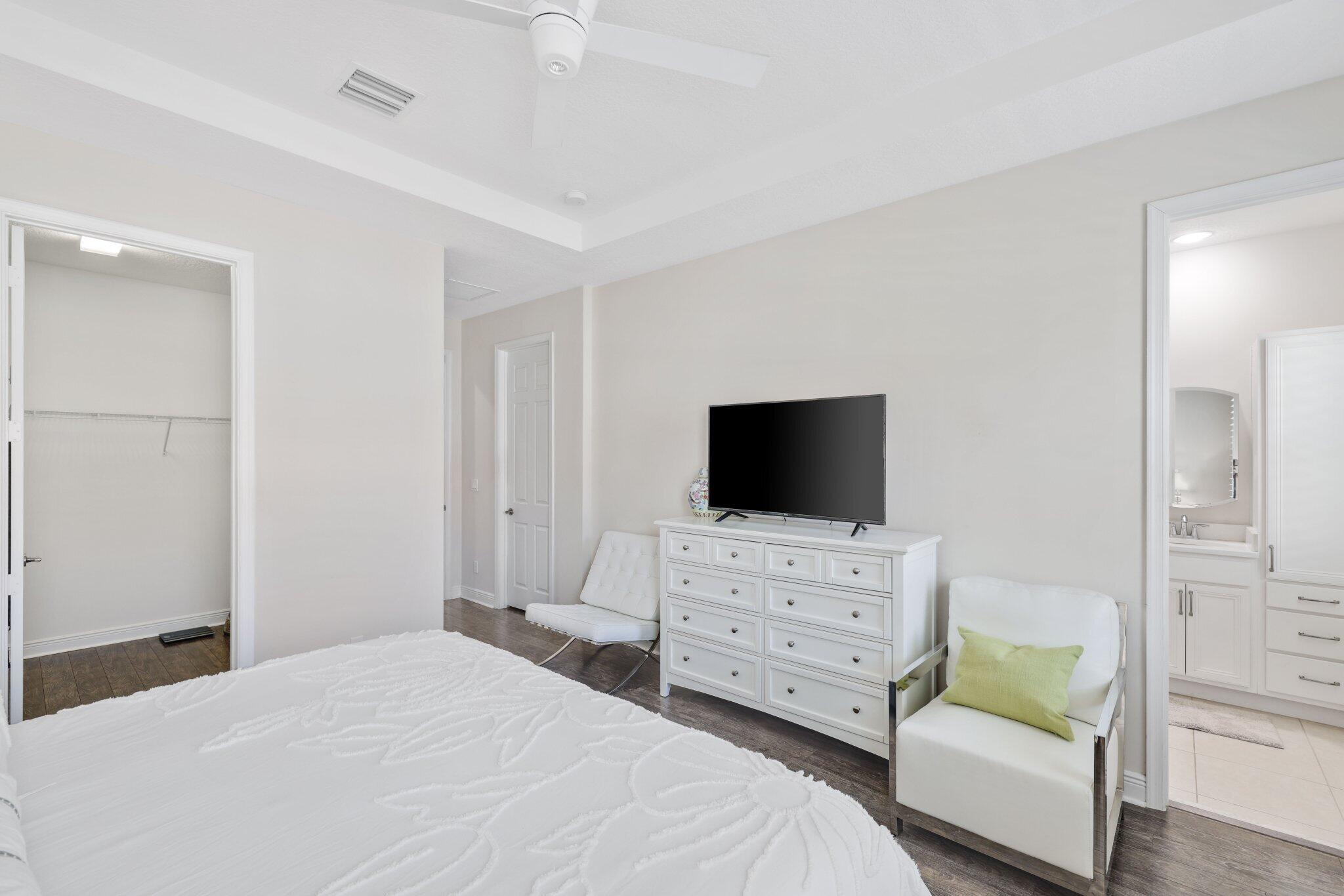 3112 Waterside Circle - 35.jpg-SMALL