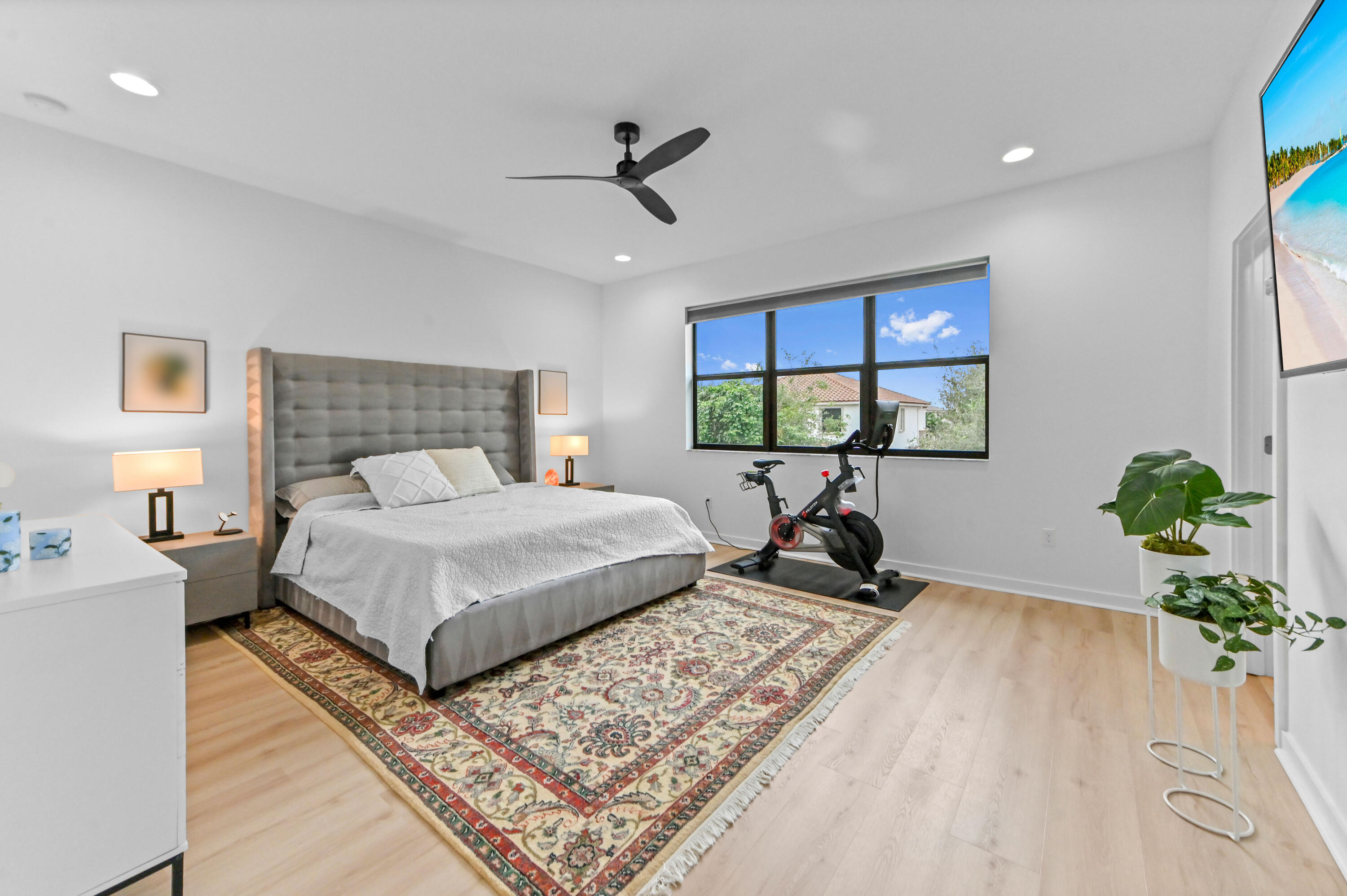 Spacious Primary Bedroom with with ceiling, recessed lighting and ceiling fan