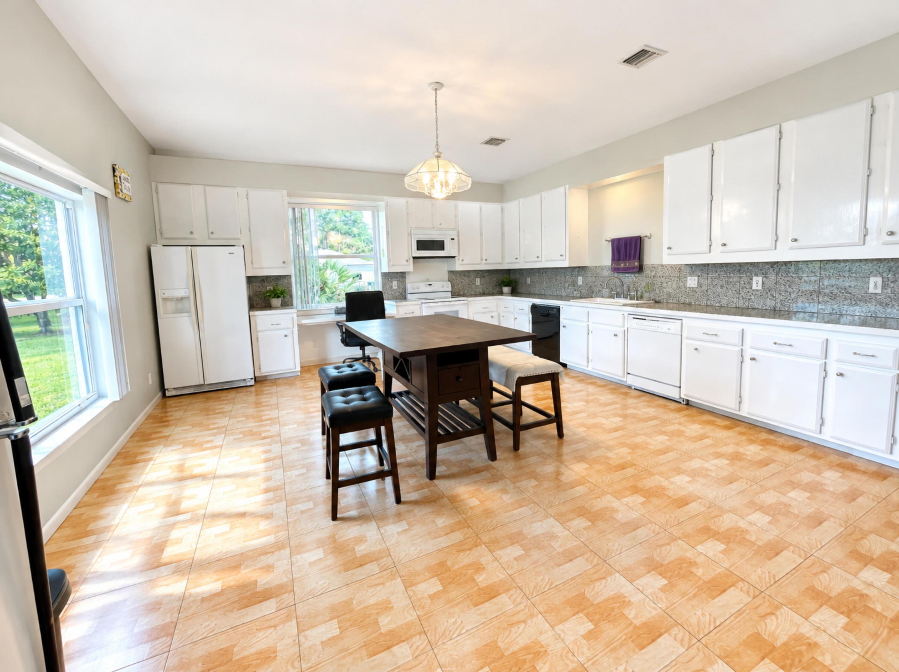 Kitchen1 Kitchen1