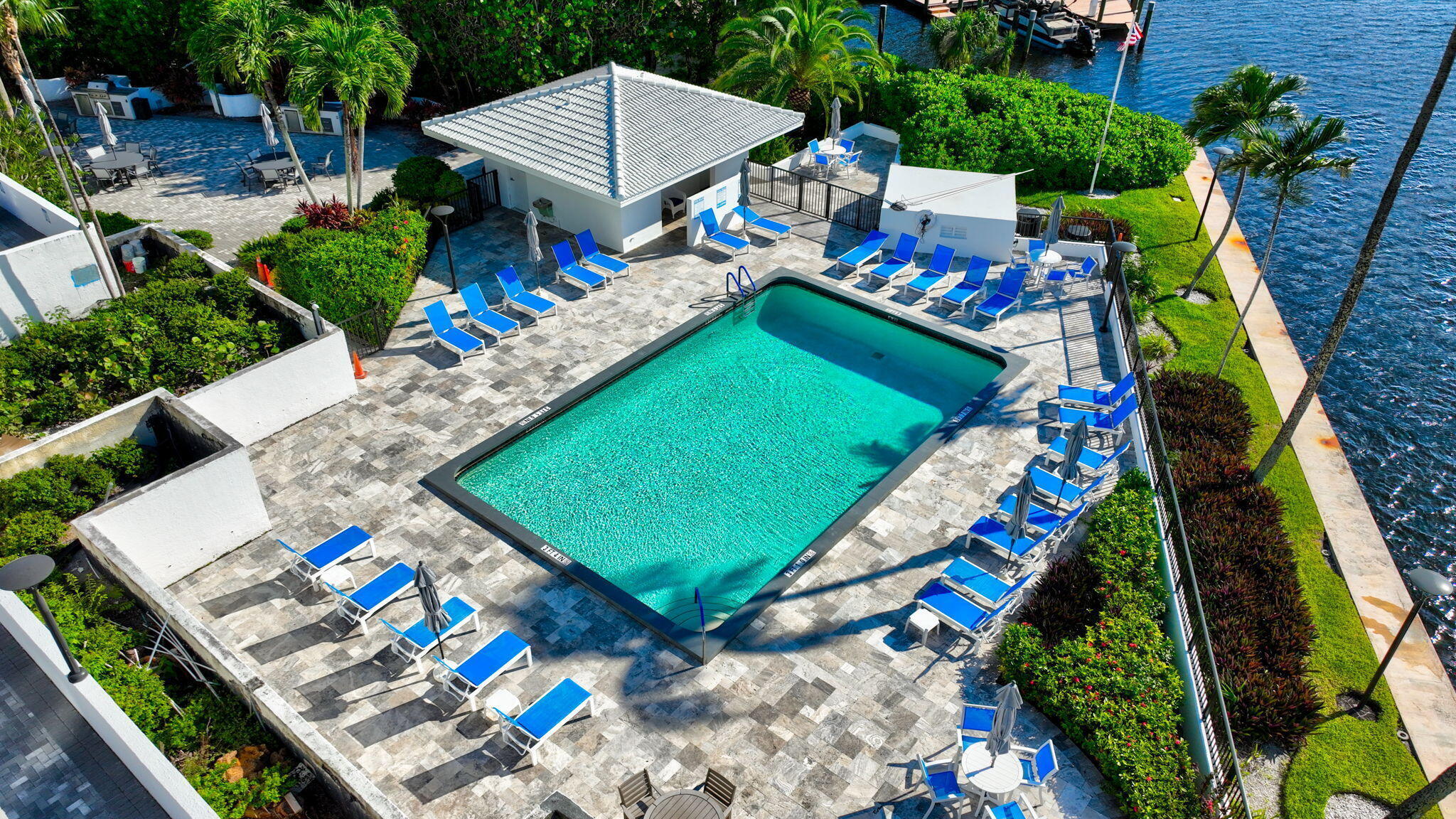 ABERDEEN ARMS POOL