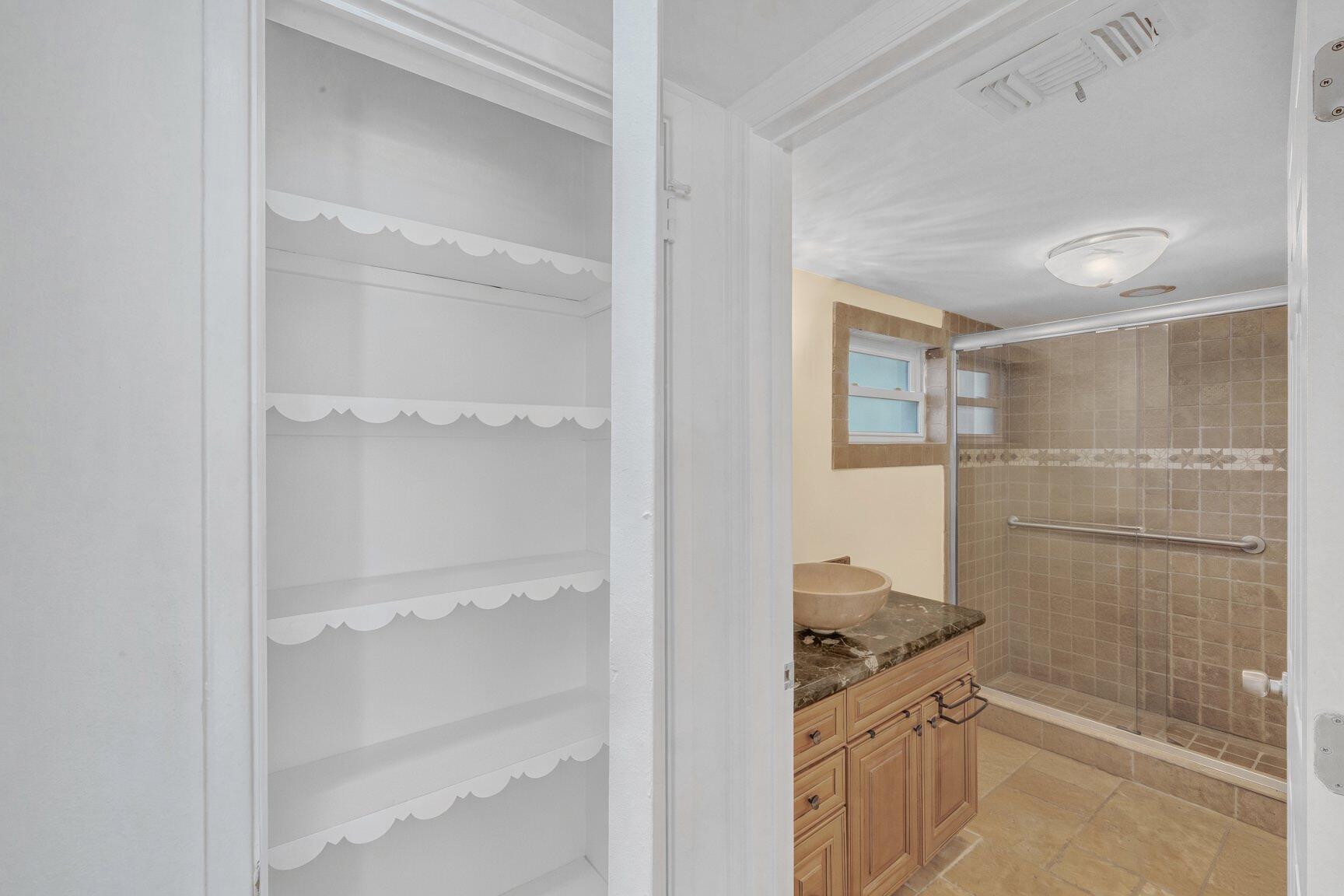 17 Bathroom (1)A