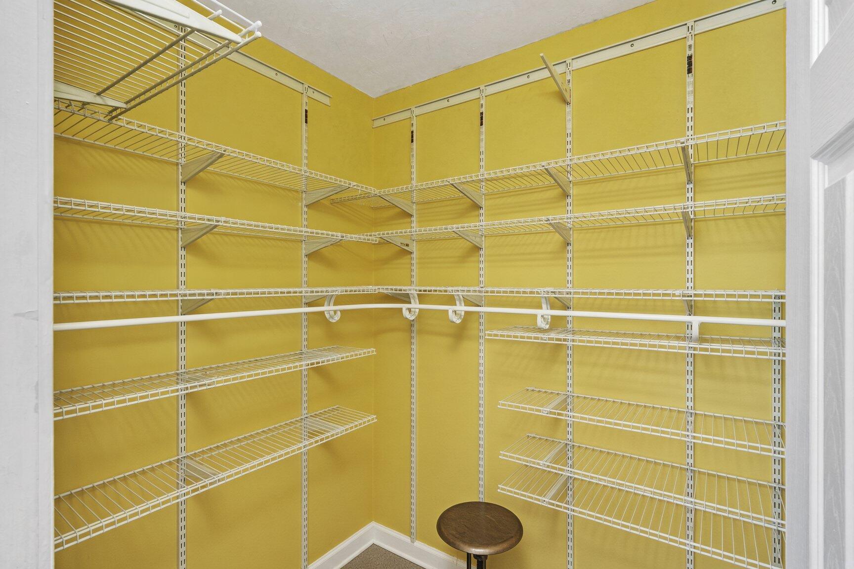 10 Closet A
