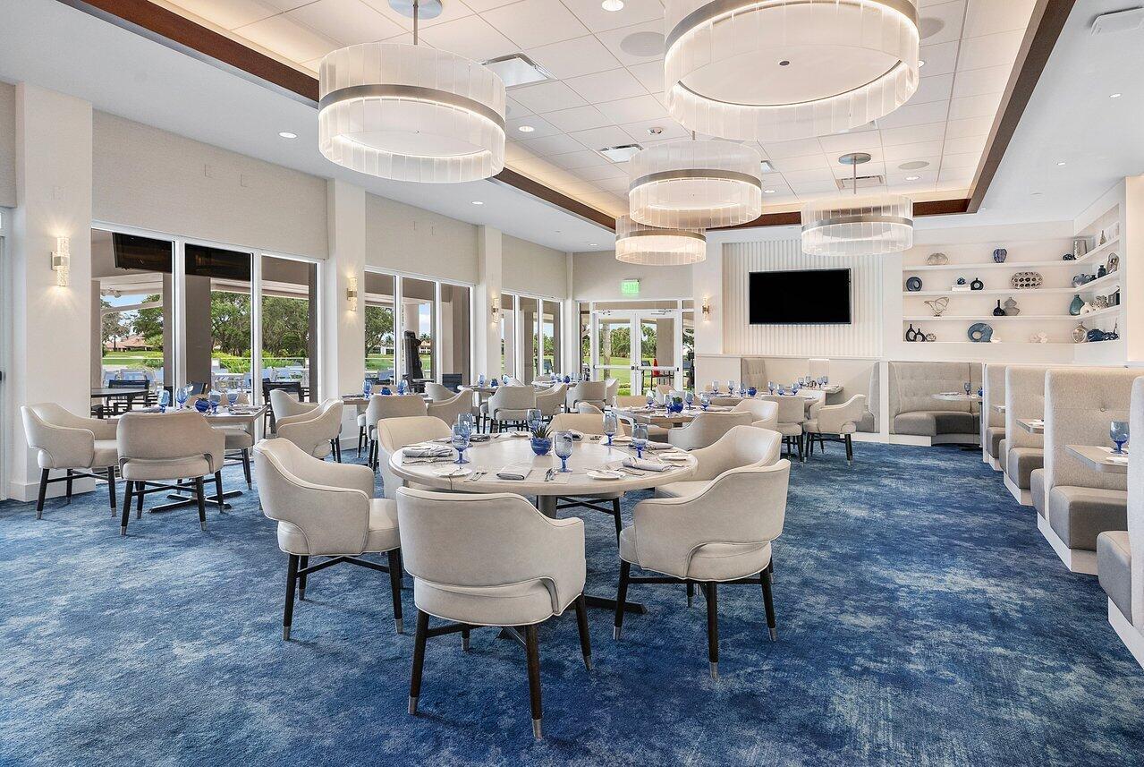 Casual dining