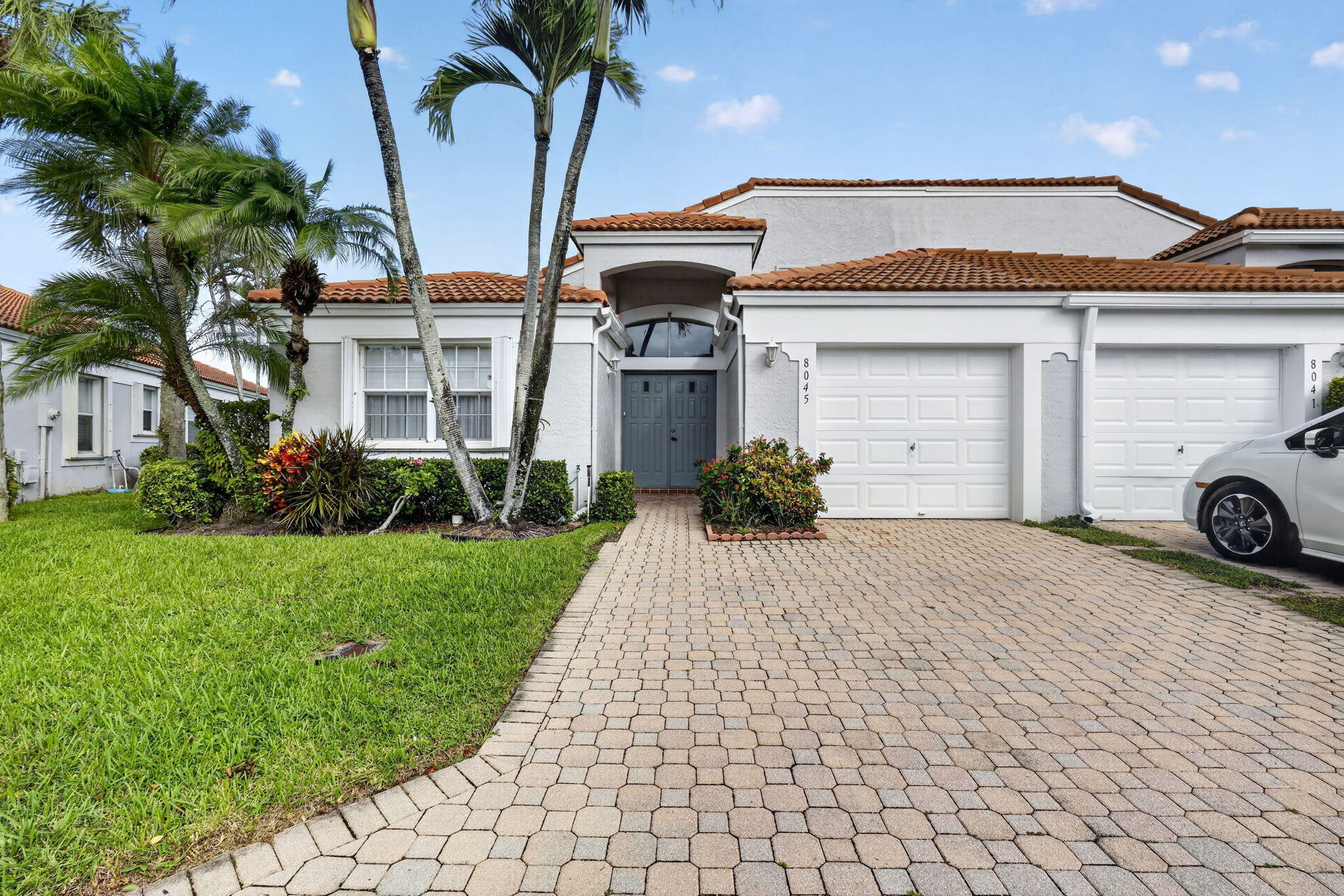 1-web-or-mls-_14A9389 1-web-or-mls-_14A9389
