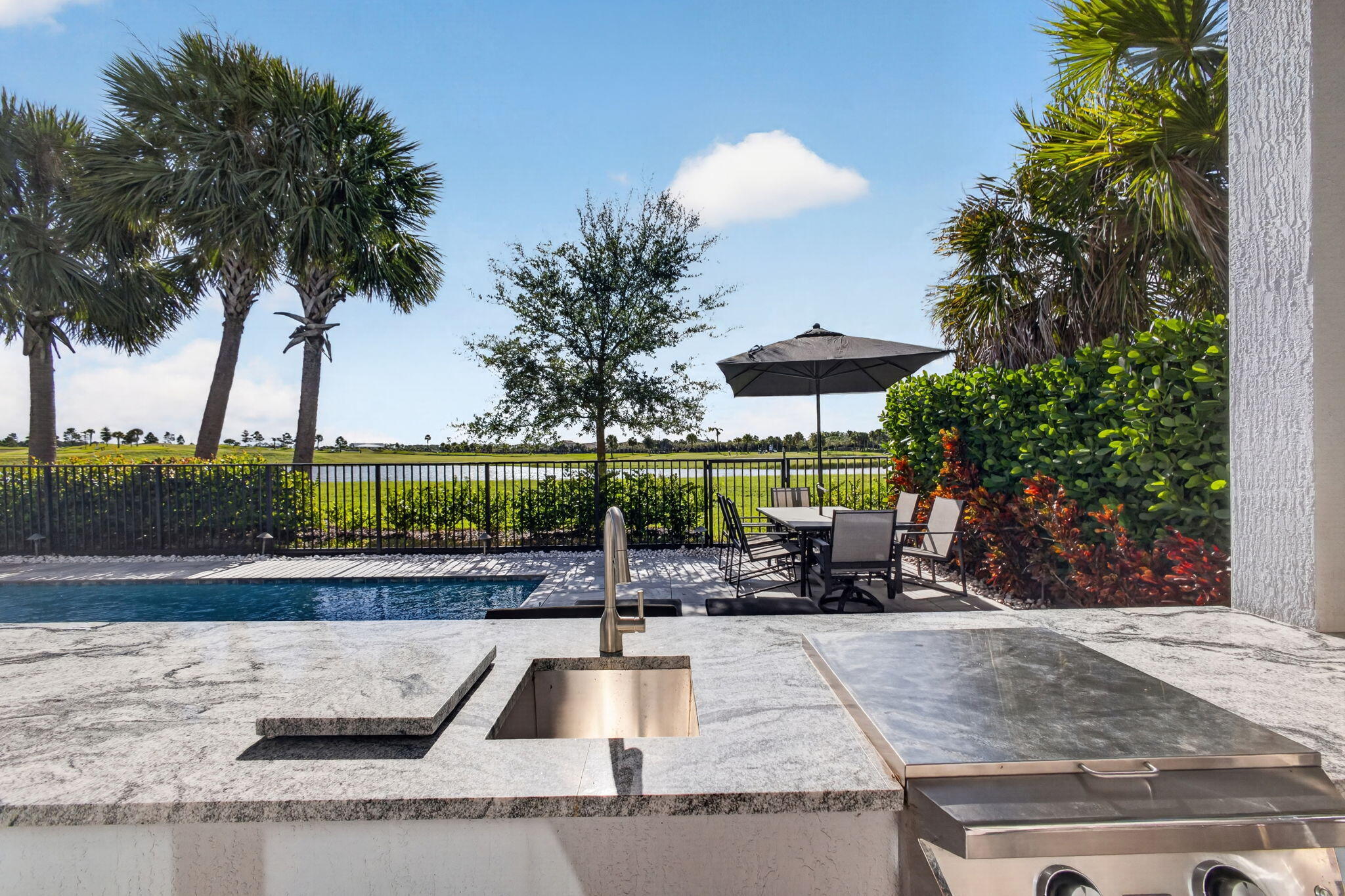 Outdoor Kitchen
