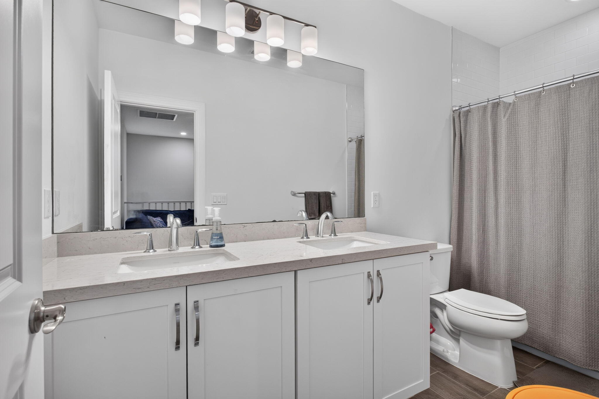 2nd Bathroom
