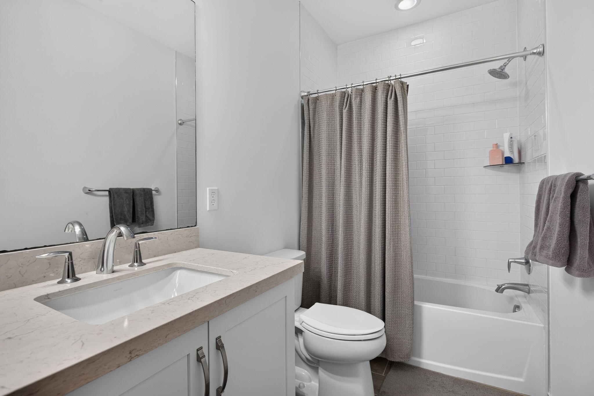 2nd Bathroom