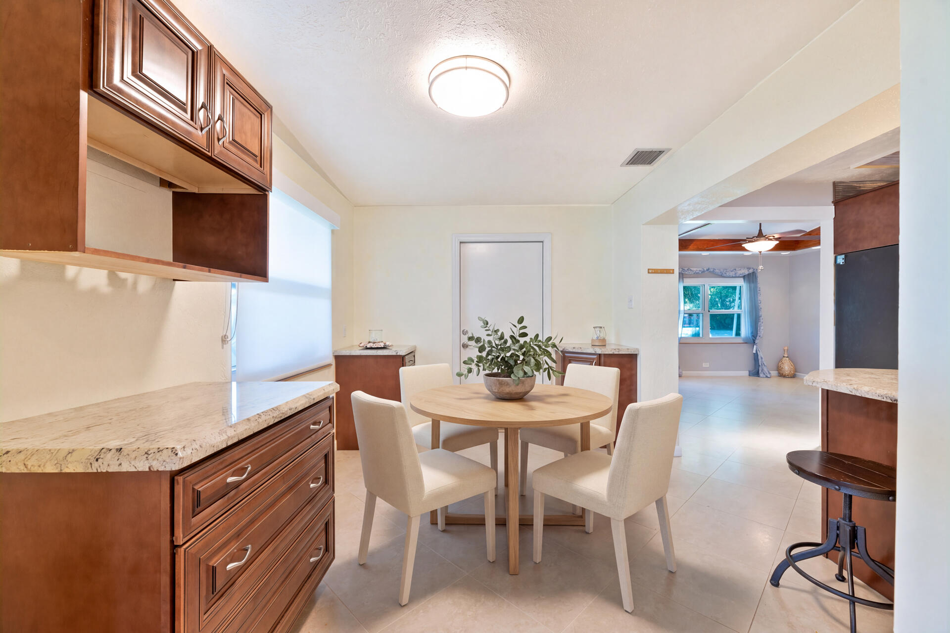 Virtually Staged Dining Area