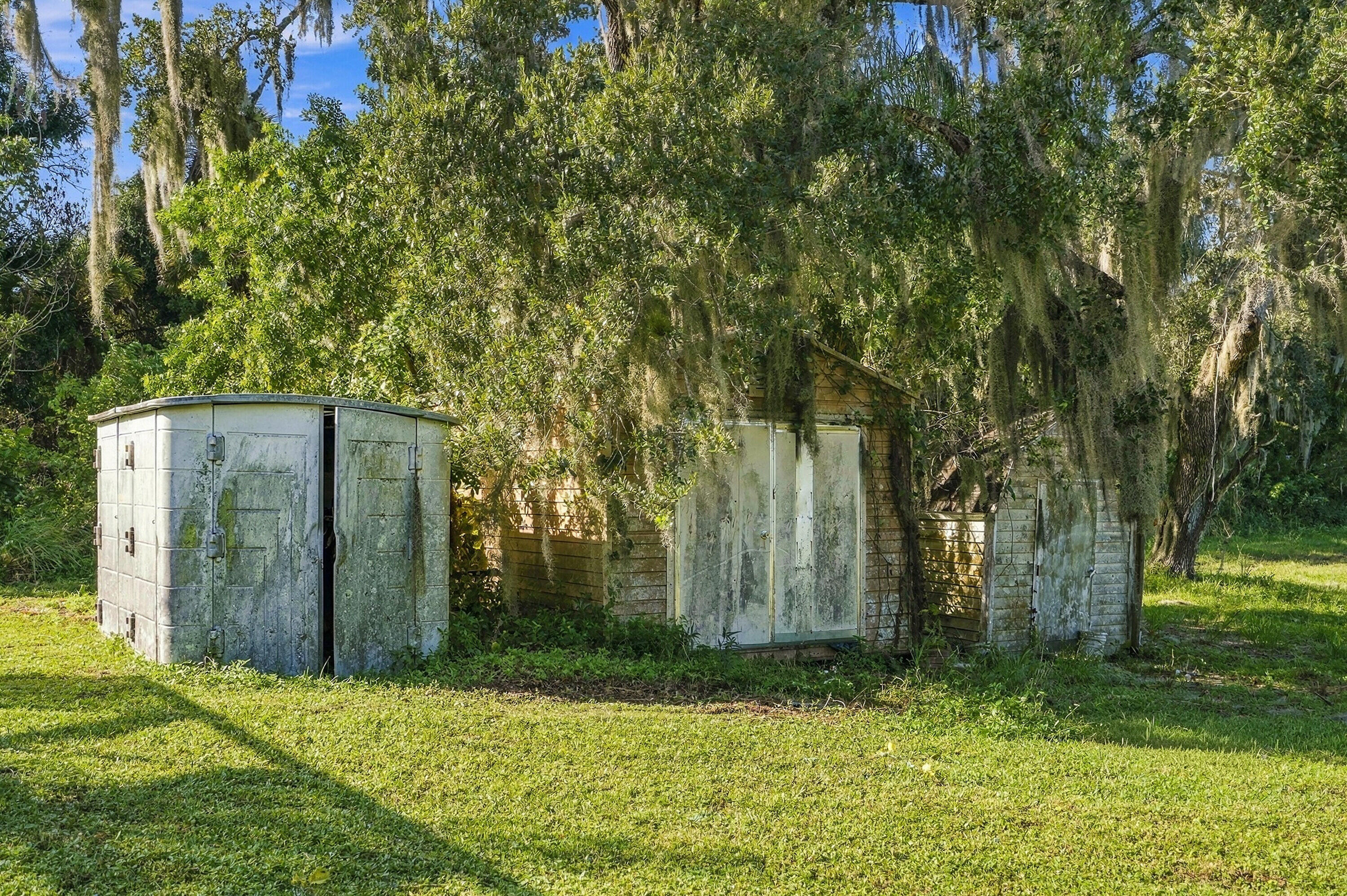 3 Sheds