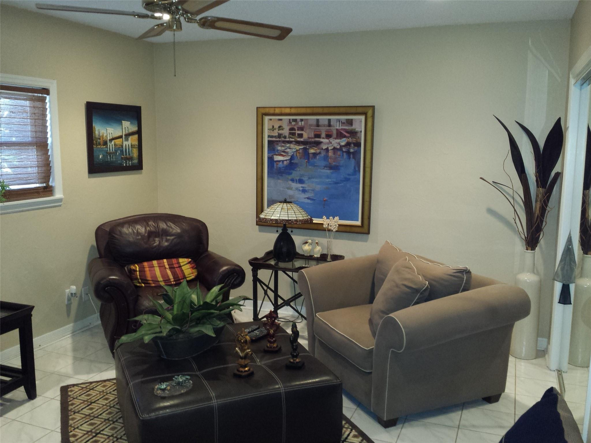 3rd bedroom in front part of home