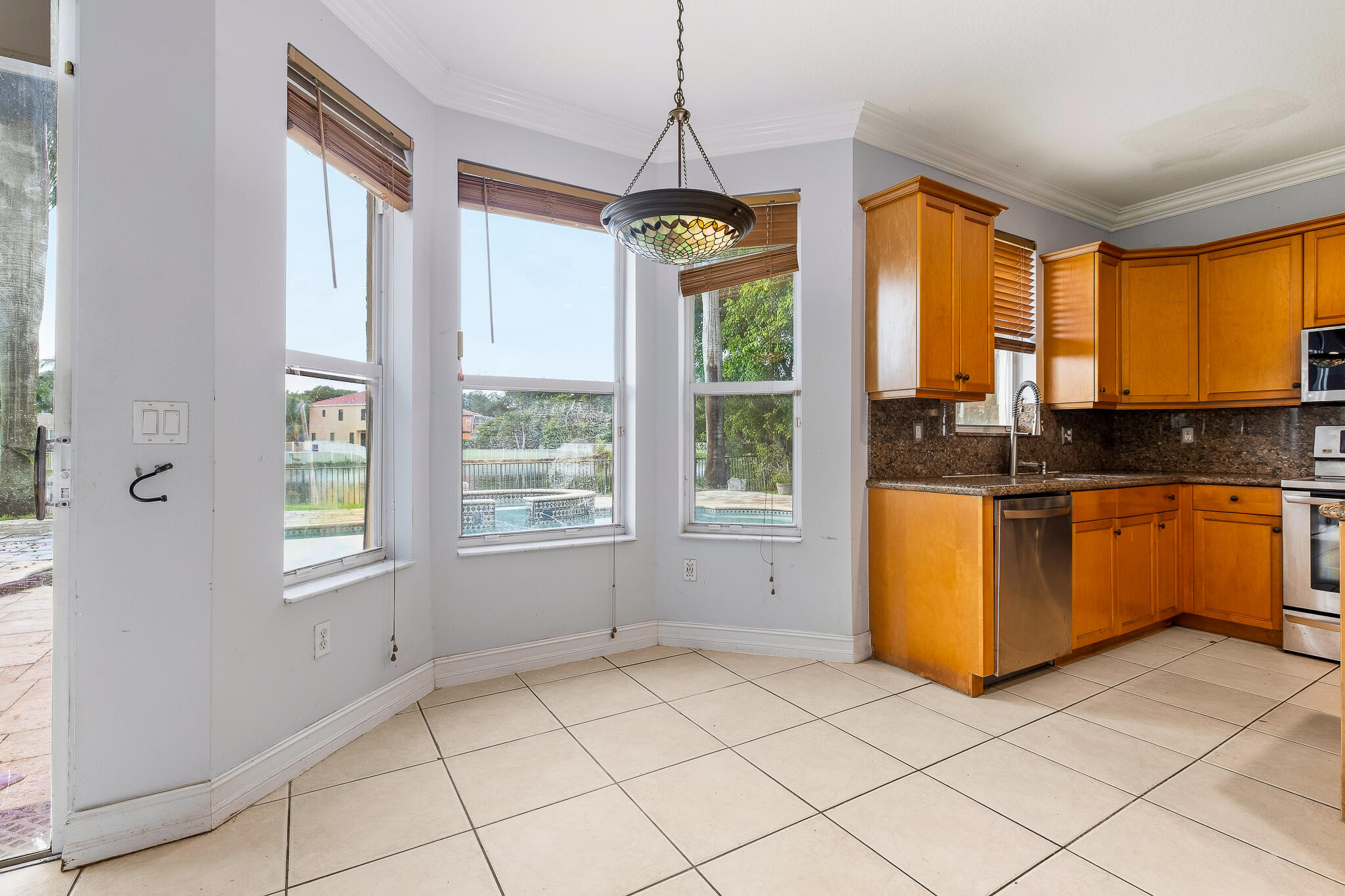 4904 SW 164th Ave Miramar_MLS-25