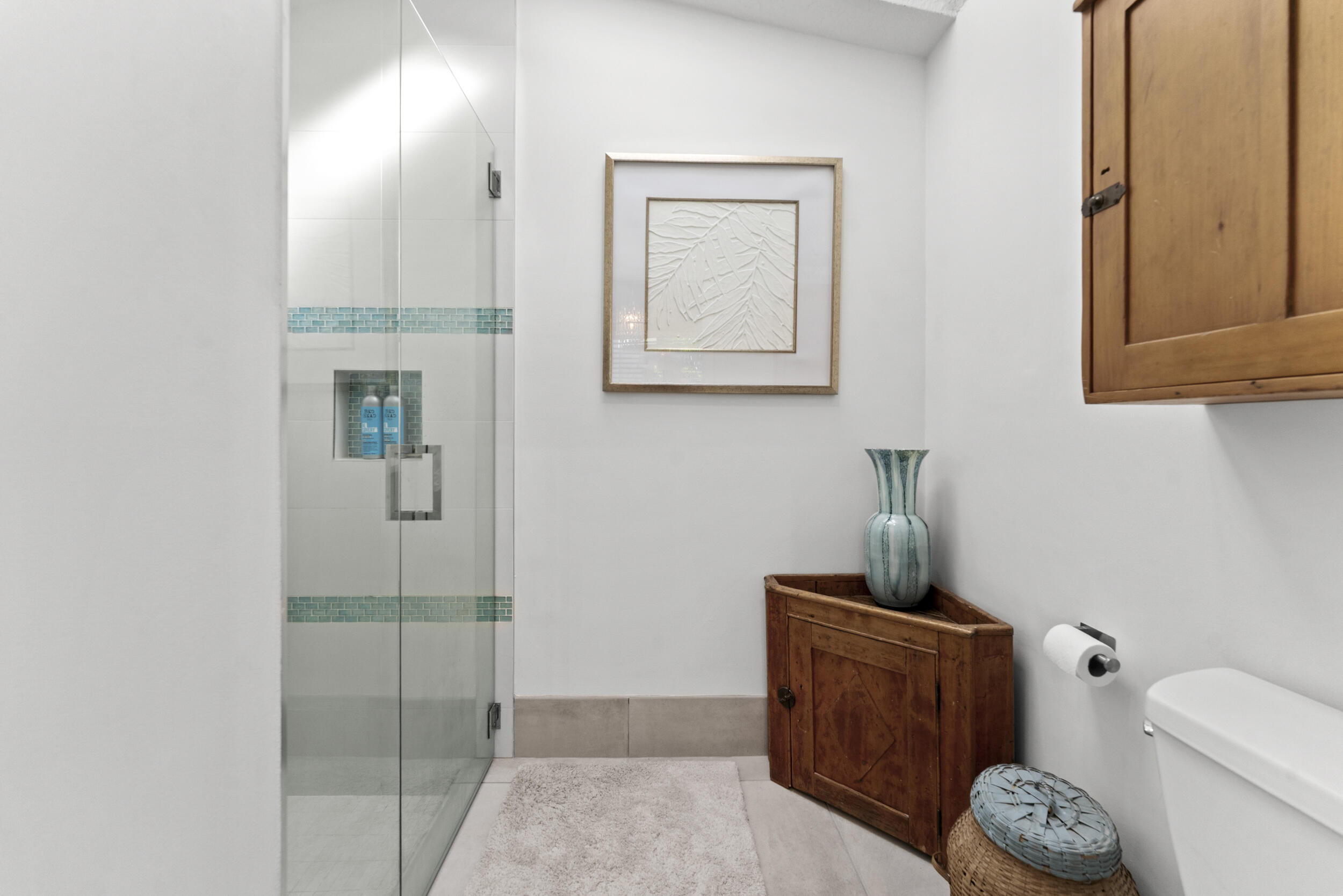 7029_Golf_Pointe_Circle-25