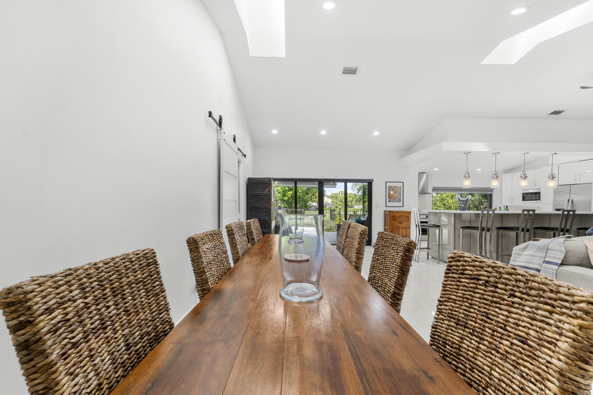 7029_Golf_Pointe_Circle-13