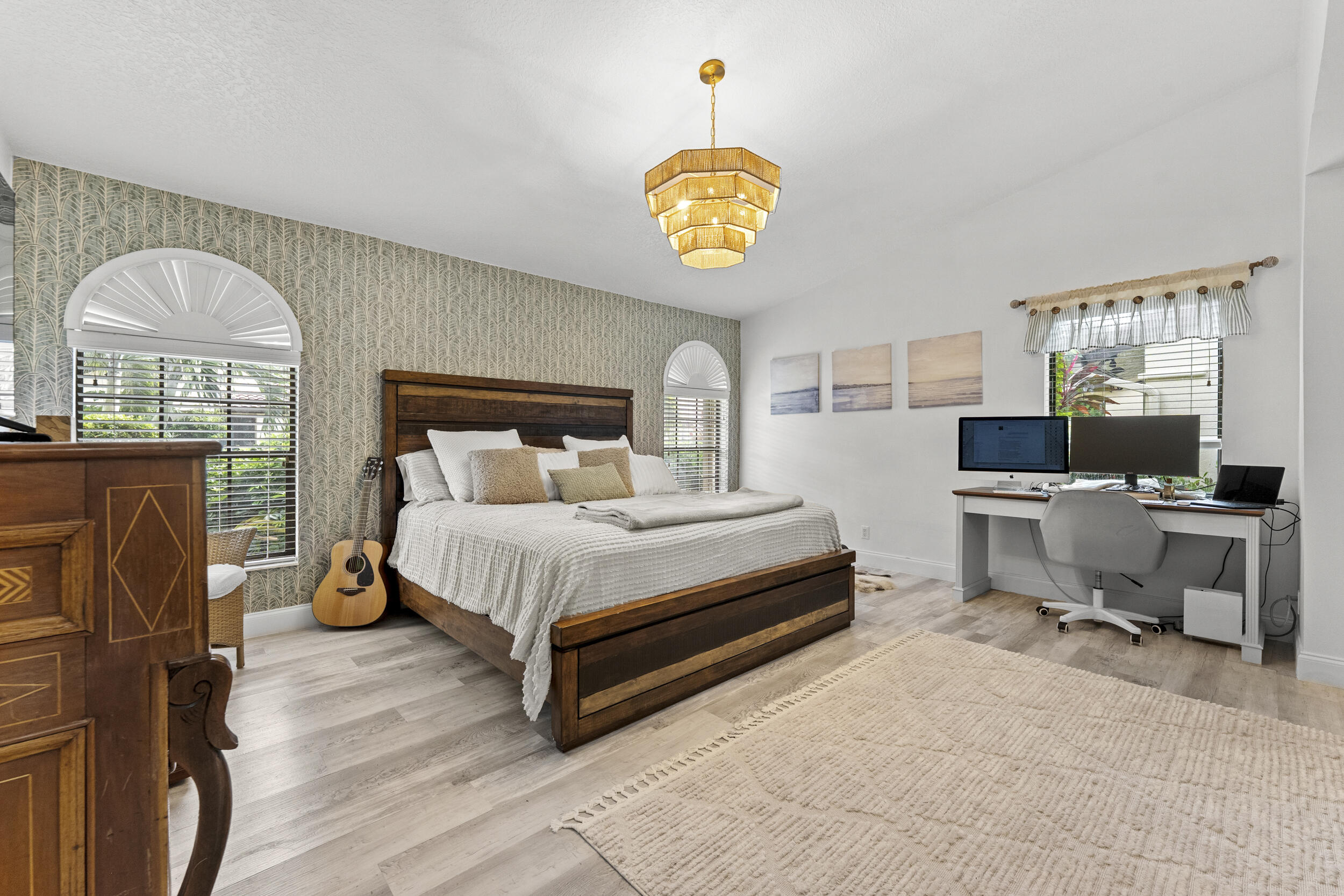 7029_Golf_Pointe_Circle-27