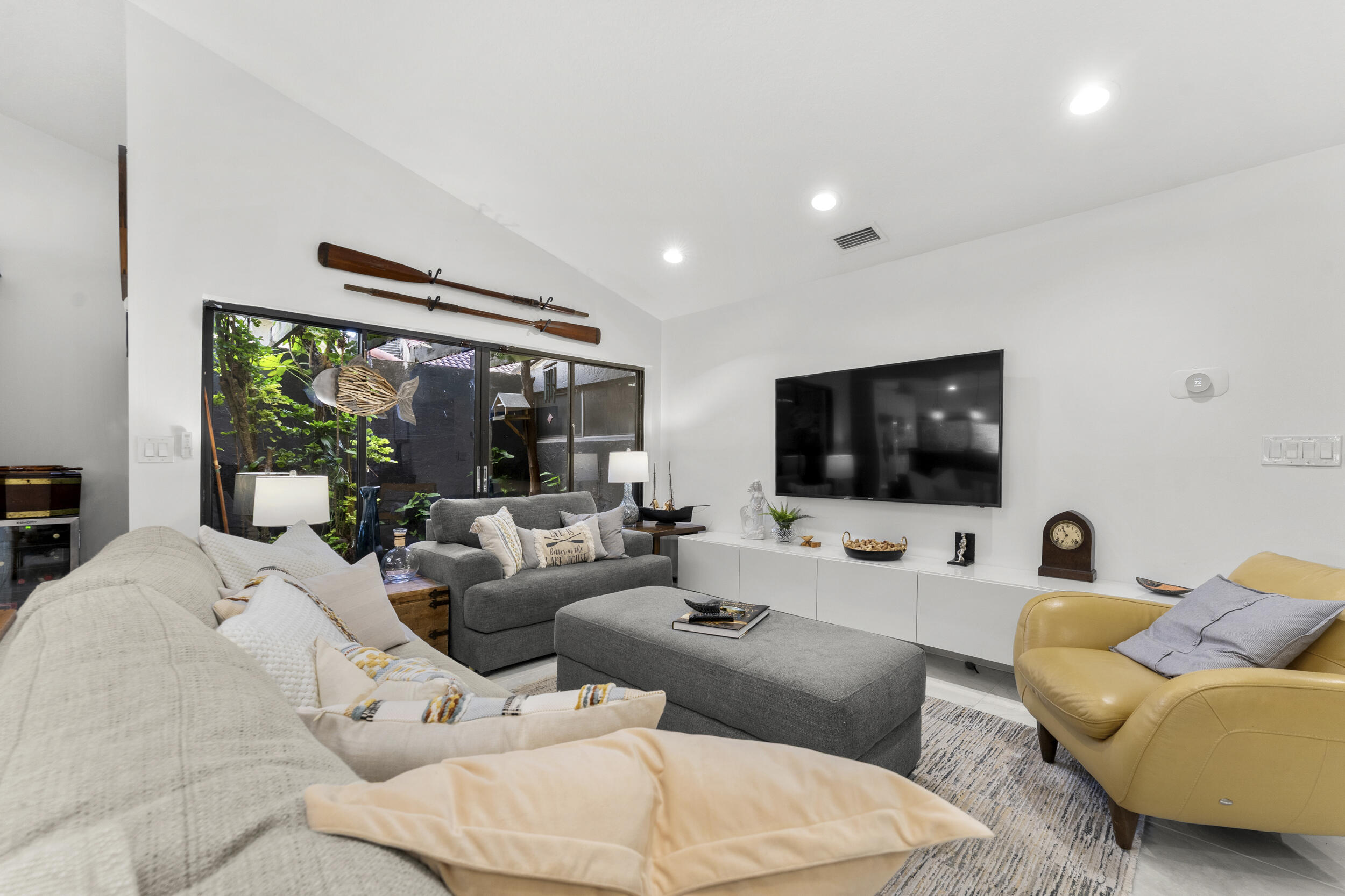 7029_Golf_Pointe_Circle-10