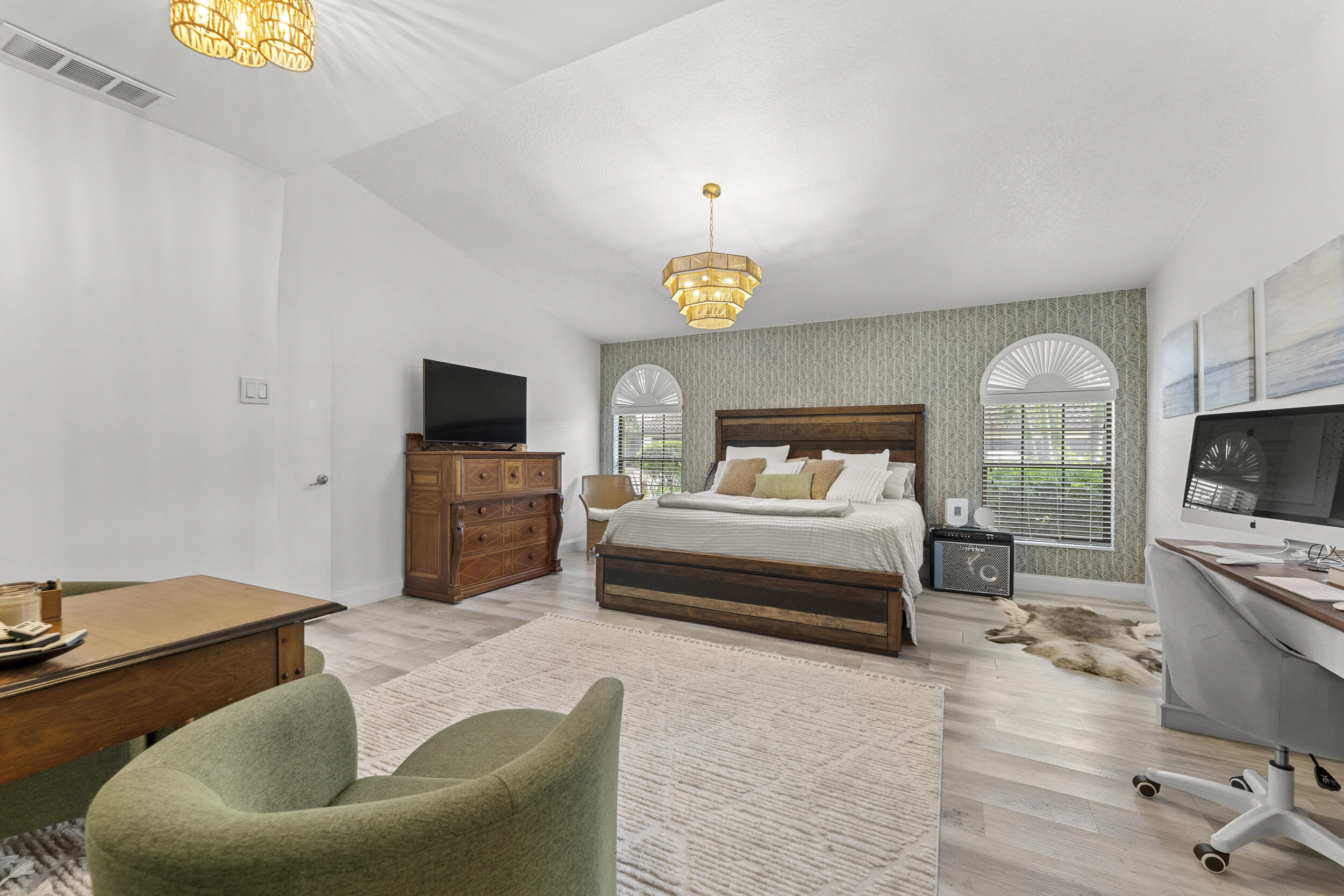 7029_Golf_Pointe_Circle-28