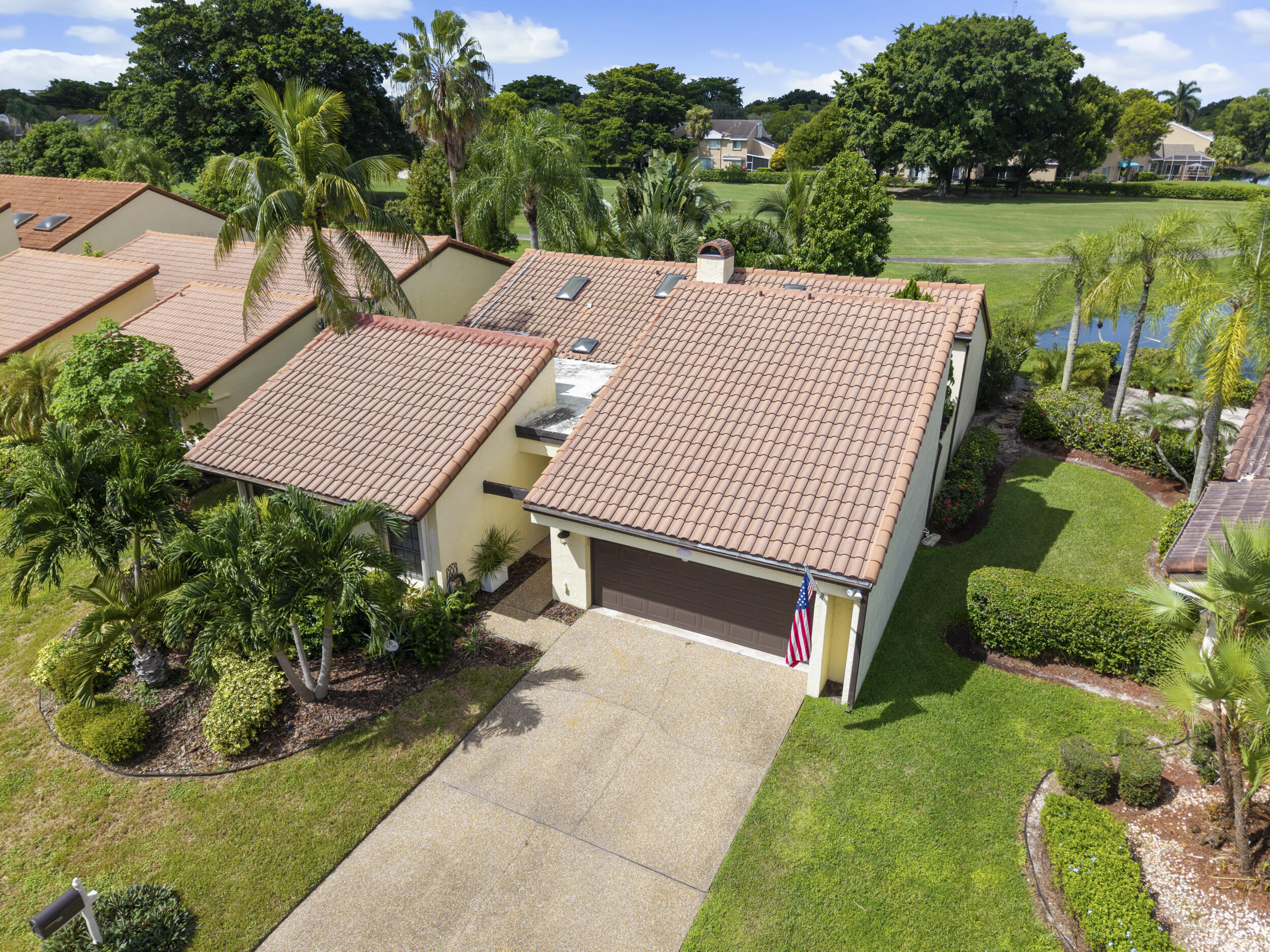 7029_Golf_Pointe_Circle-4