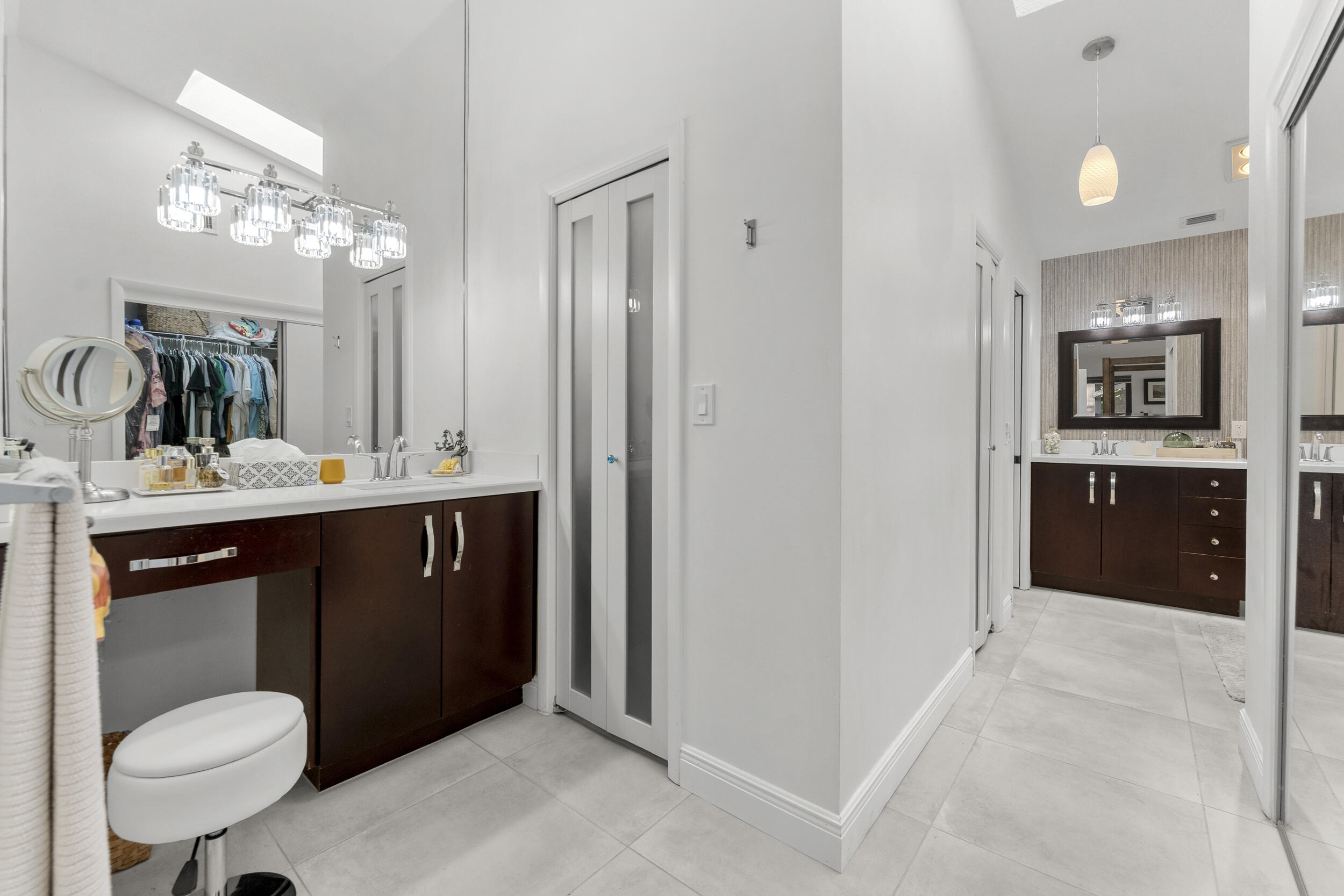 7029_Golf_Pointe_Circle-23
