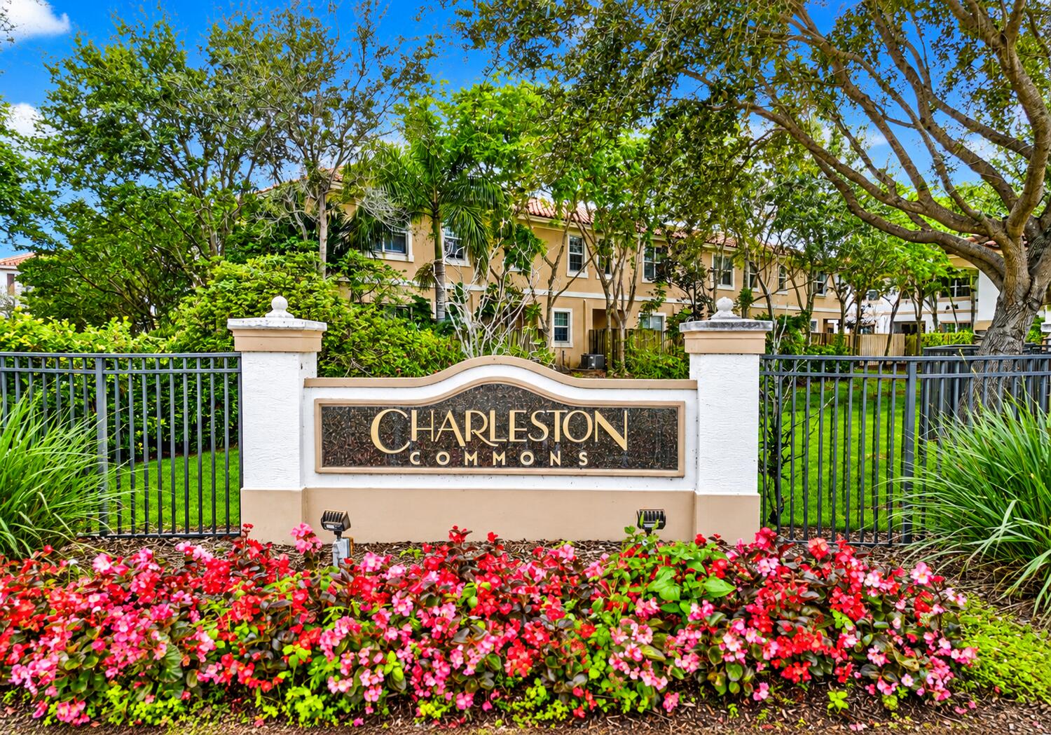 Charleston Commons