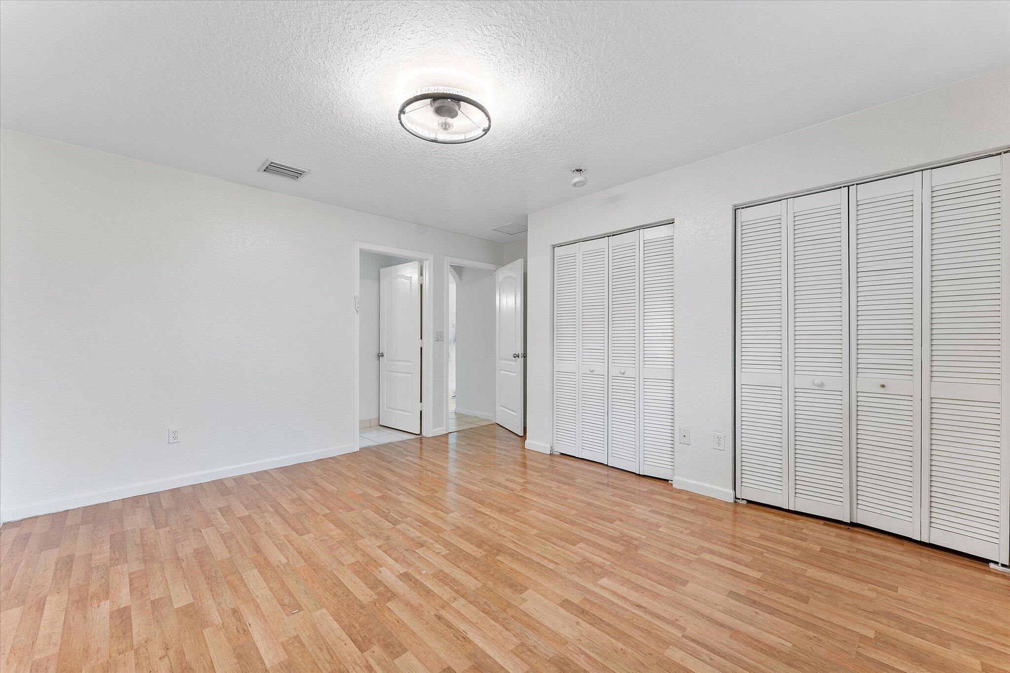 19-2212 NW 9th Ct_019