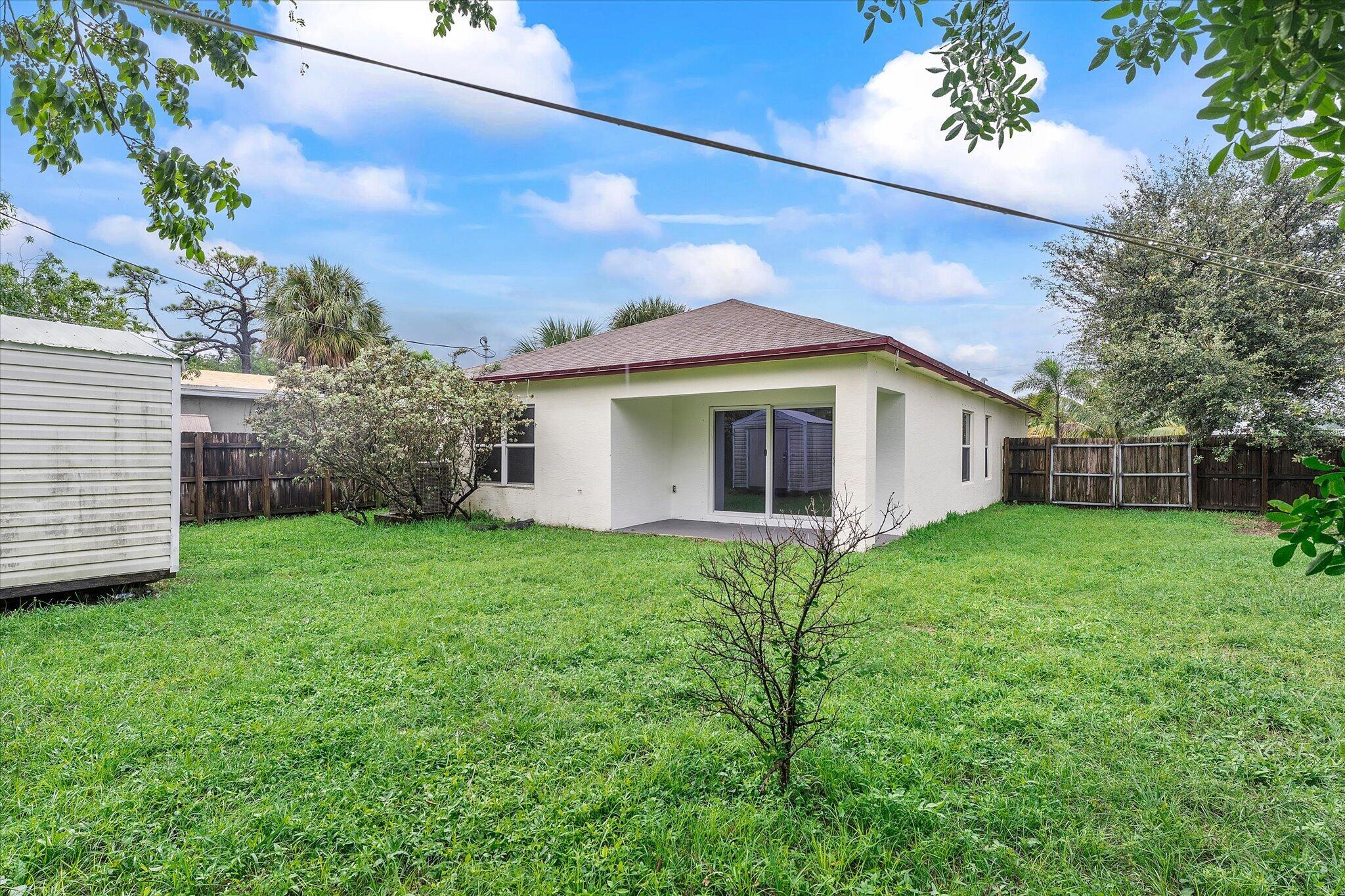 25-2212 NW 9th Ct_025