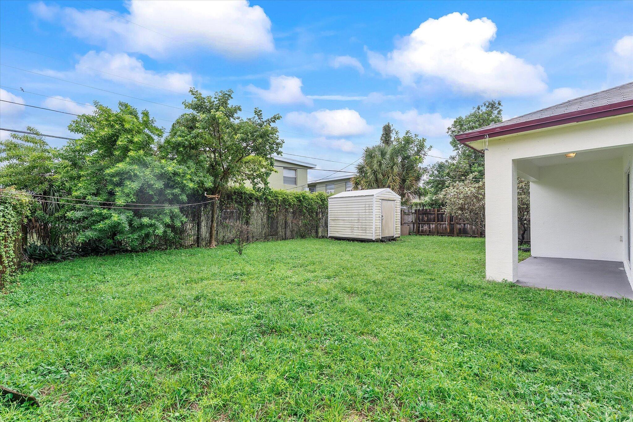 23-2212 NW 9th Ct_023