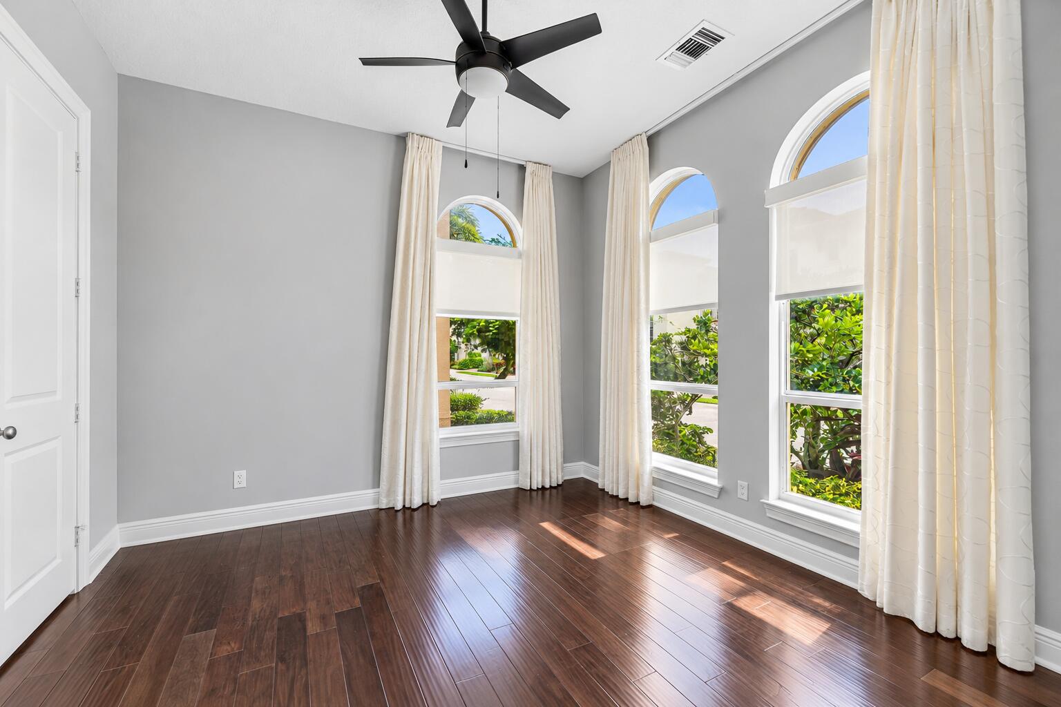 First floor bedroom that can be used as an office.