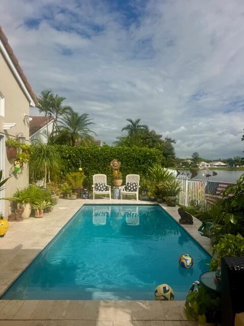Pool Pool