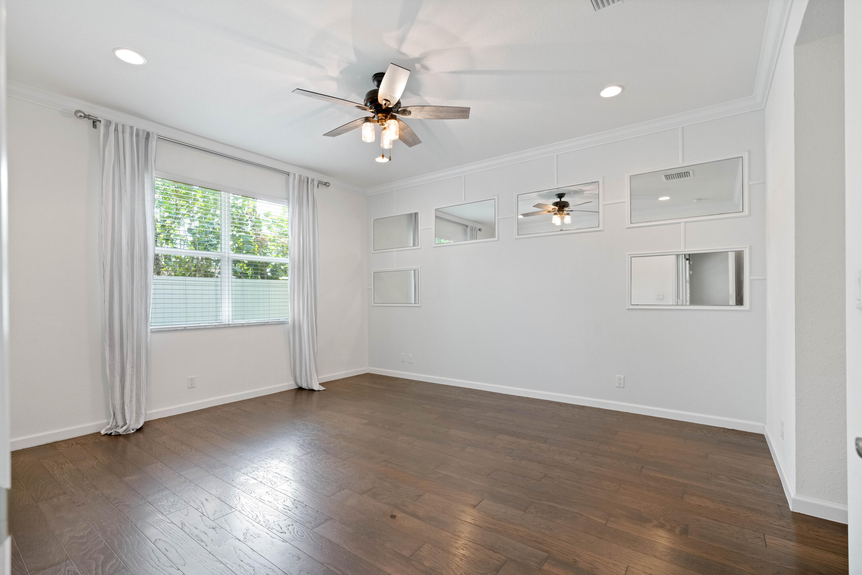 Mstr Bedroom