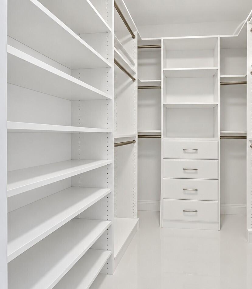 closet_photo_1