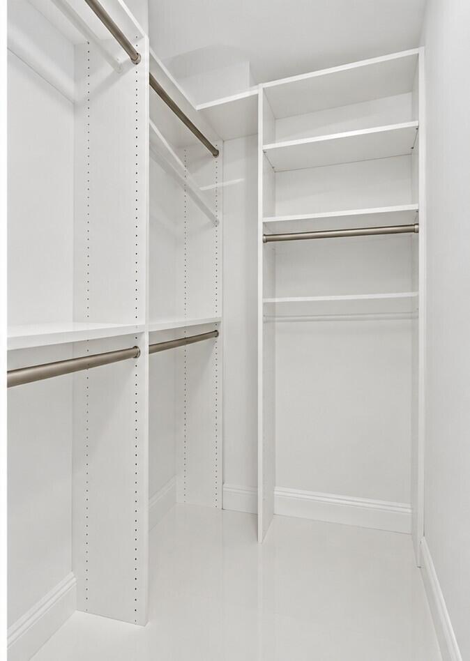 closet_photo_2