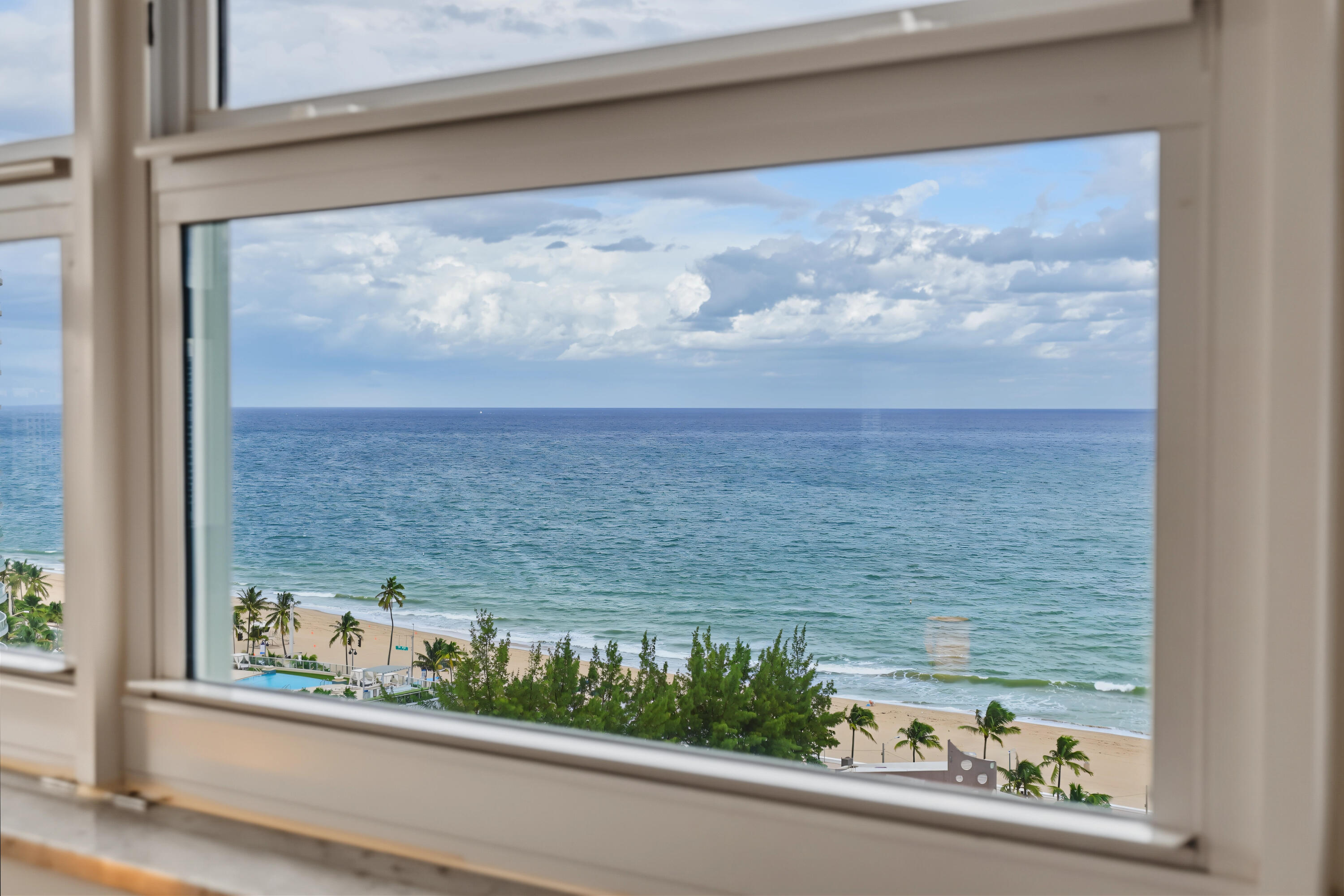 VIEW VIEW