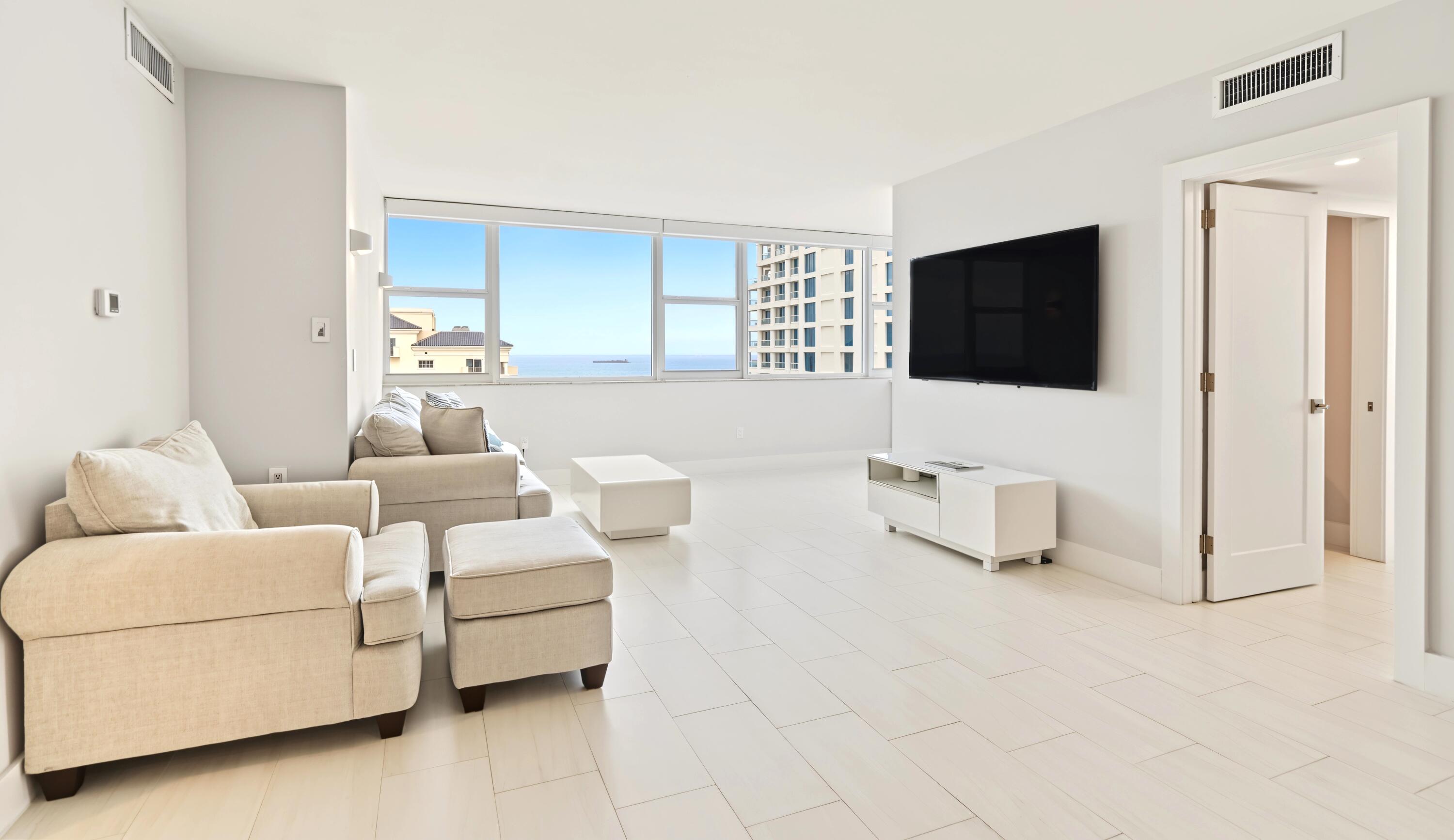 LIVING ROOM LIVING ROOM