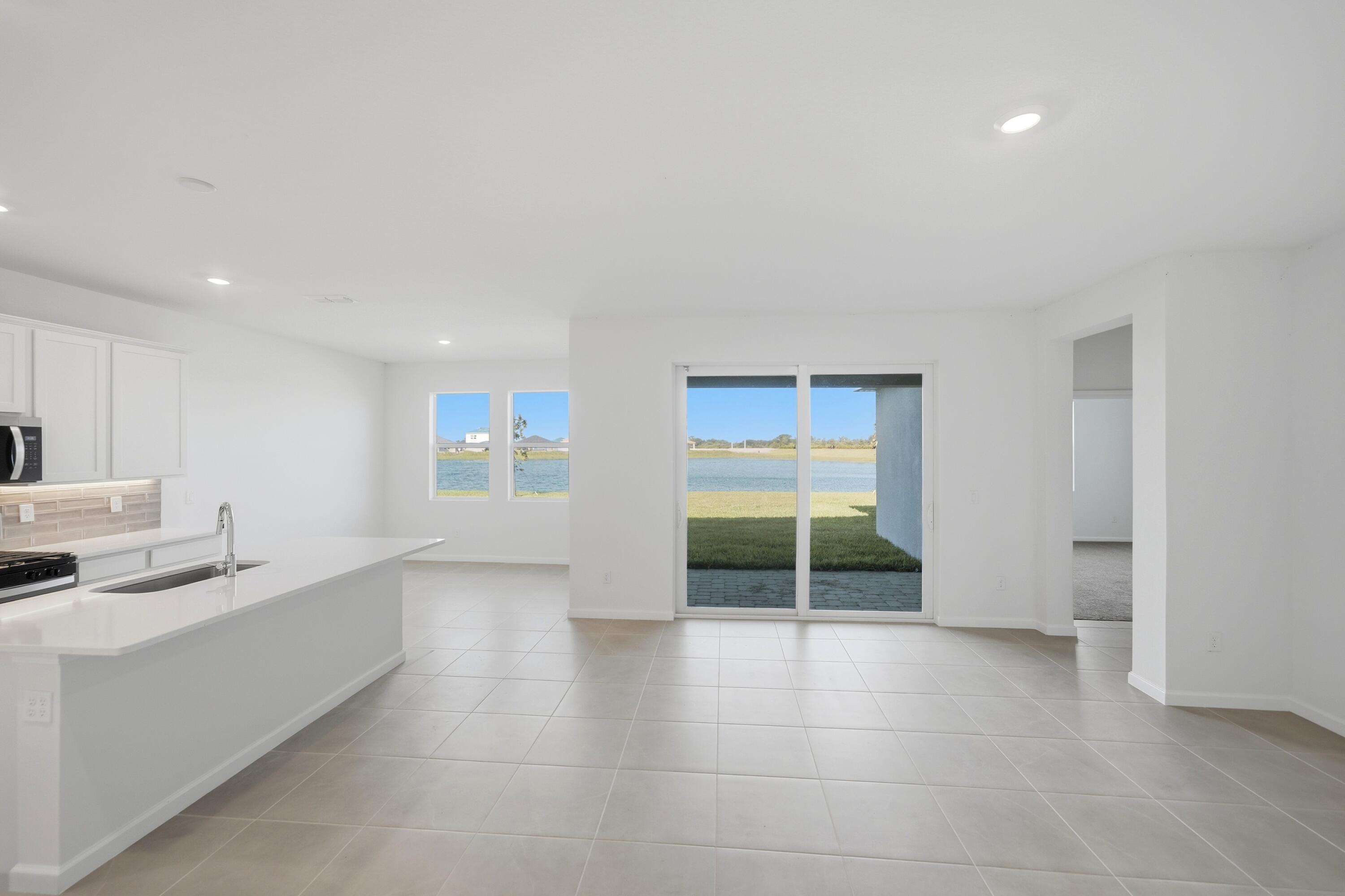 Living Room/Kitchen