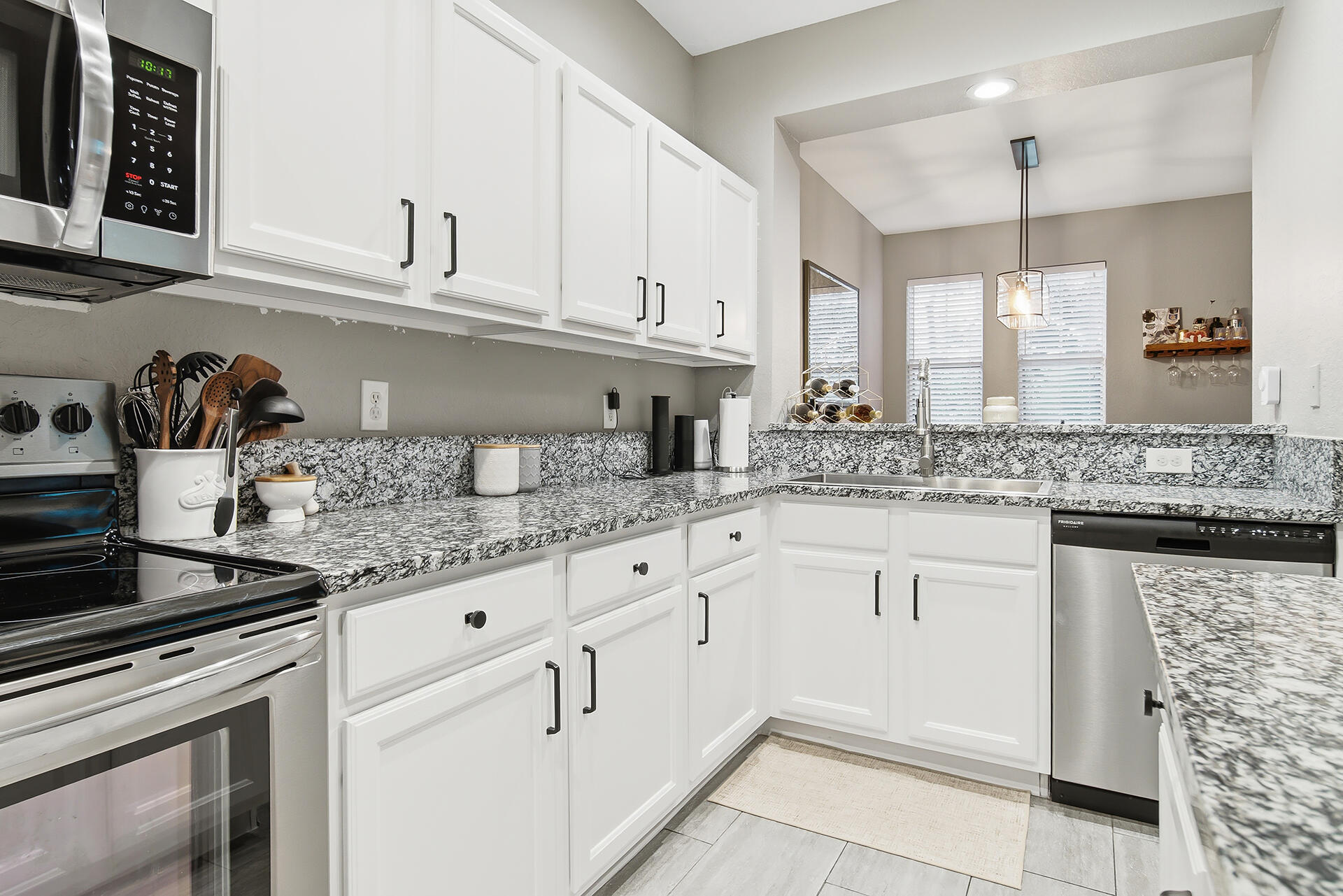 480-AMADOR-LANE-UNIT-4-33401-006