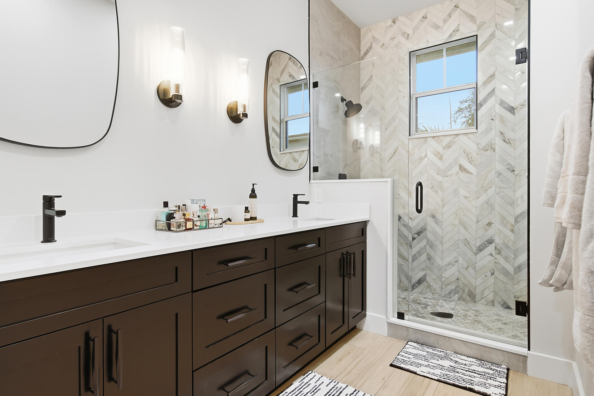 480-AMADOR-LANE-UNIT-4-33401-016