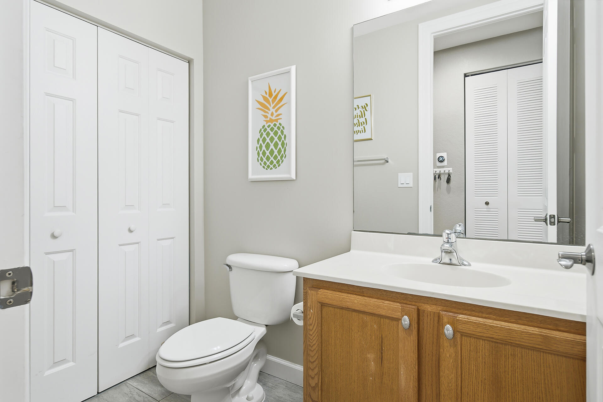 480-AMADOR-LANE-UNIT-4-33401-011