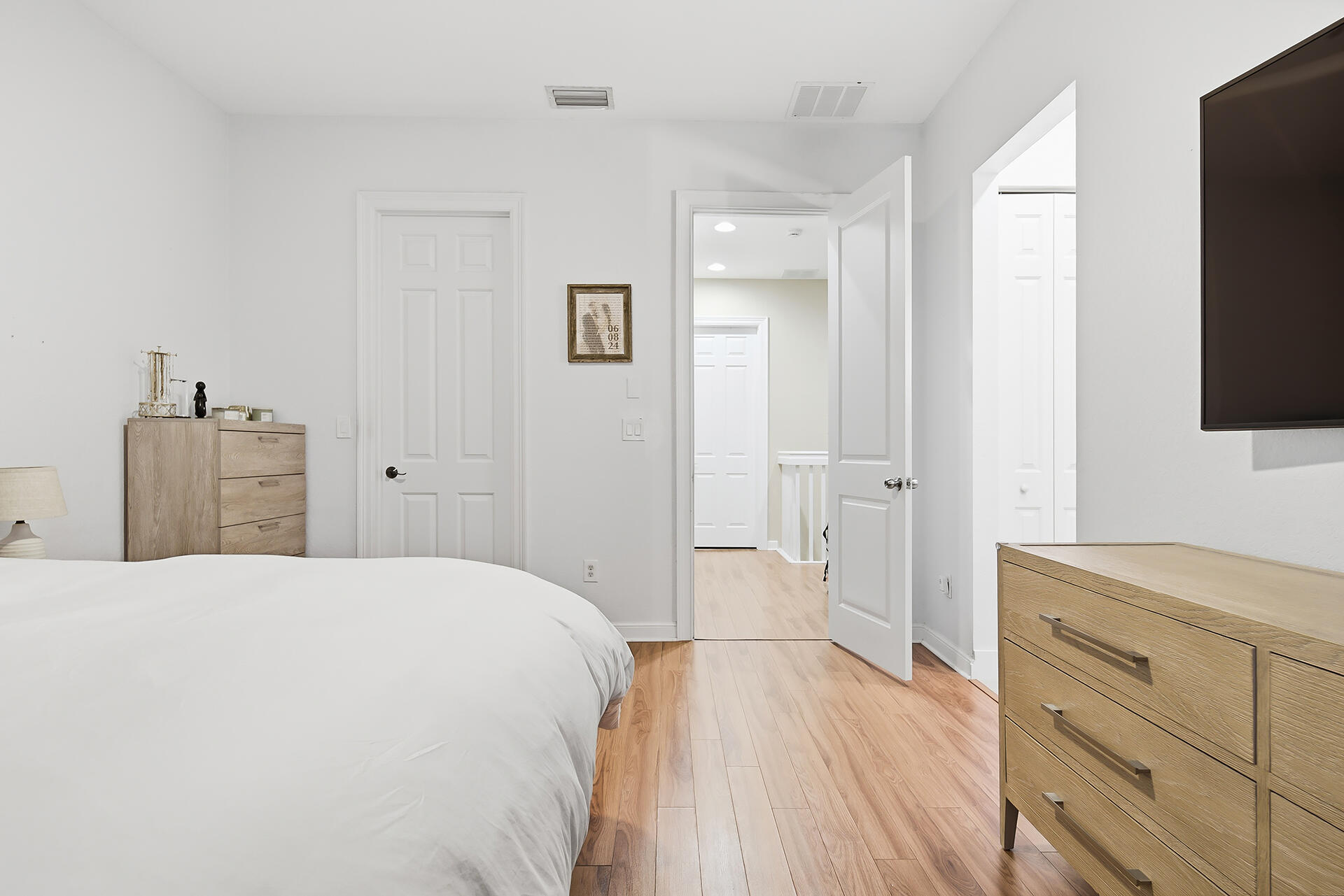 480-AMADOR-LANE-UNIT-4-33401-015
