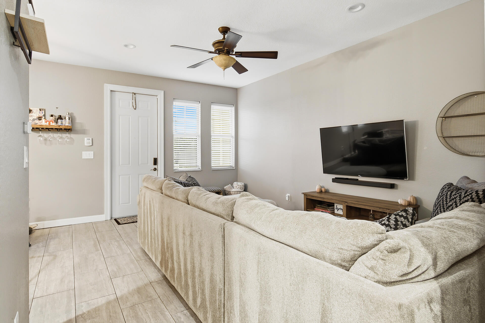480-AMADOR-LANE-UNIT-4-33401-003