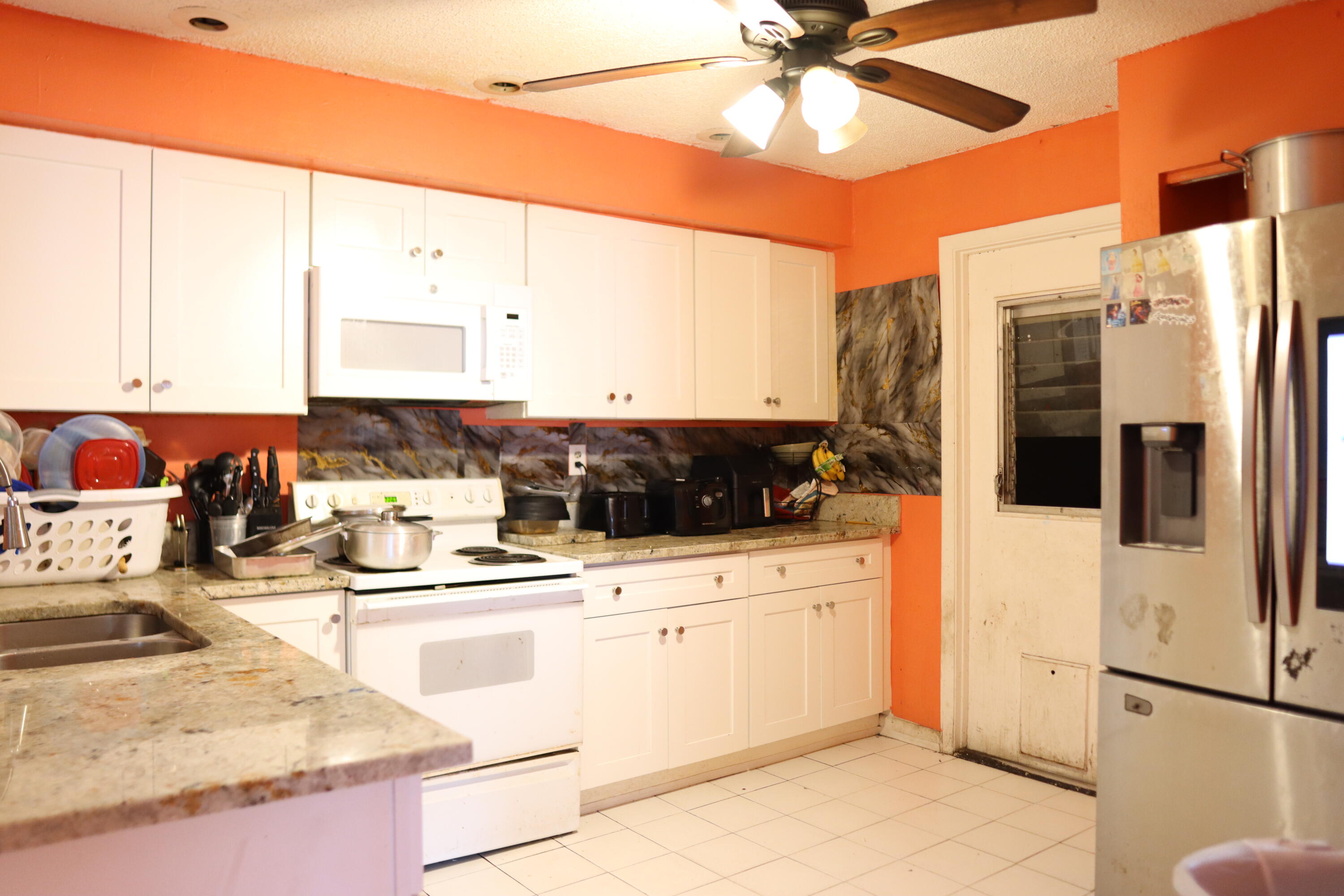 Kitchen Was Updated 2 years ago.