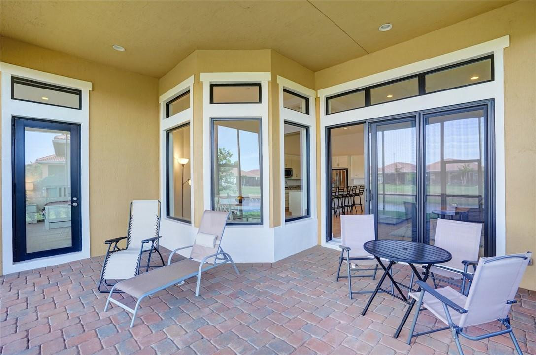 Nice screen patio with two doors (master room/living room)