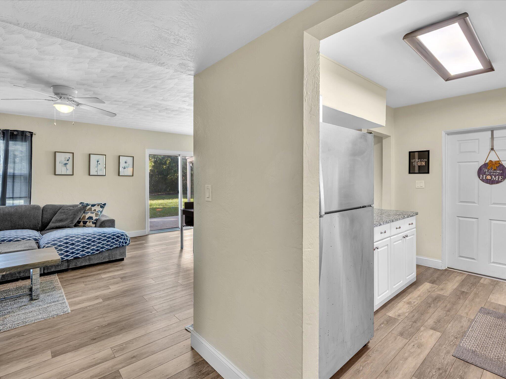 Kitchen - Living room