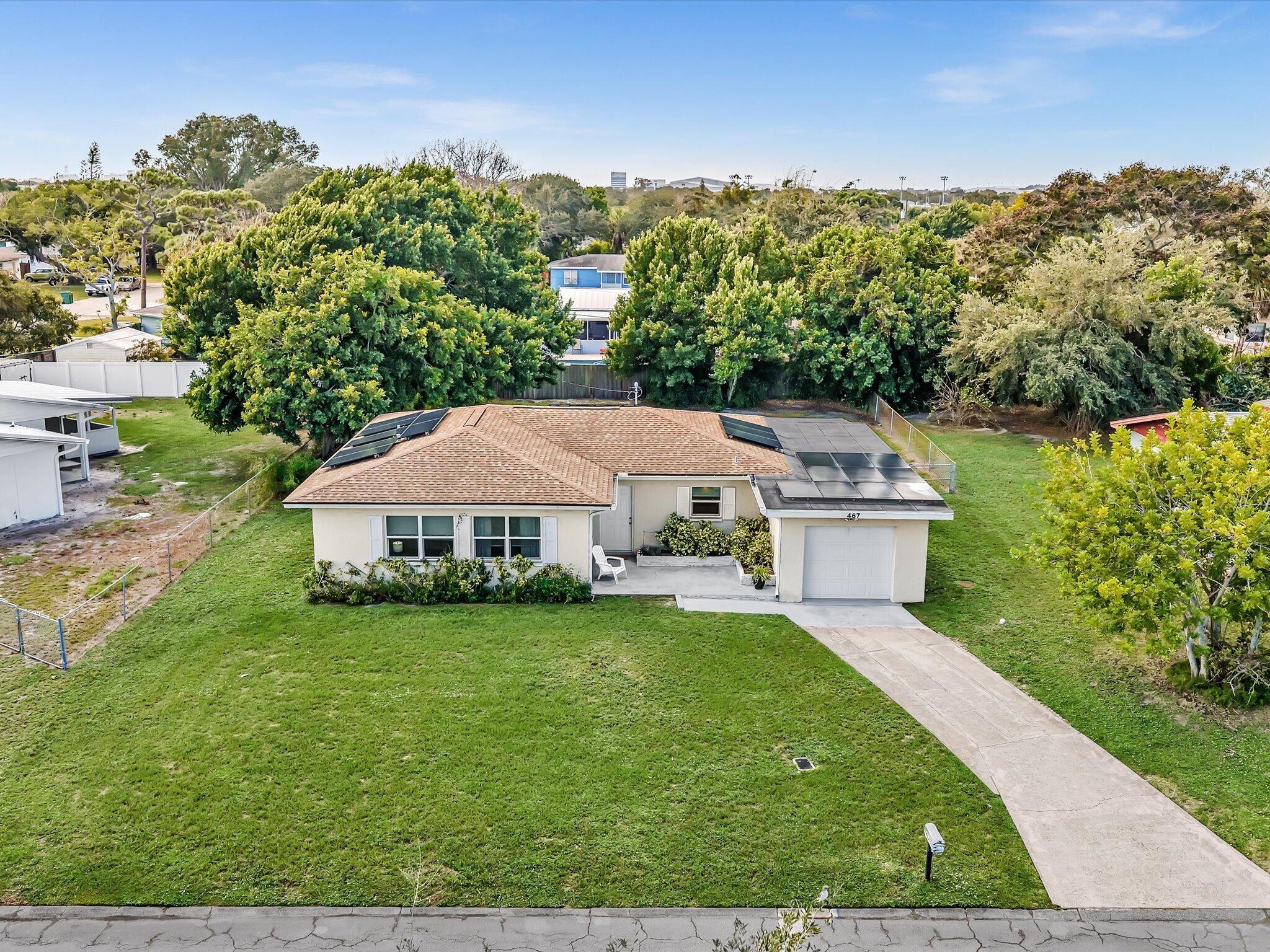 467 Alice Dr Melbourne