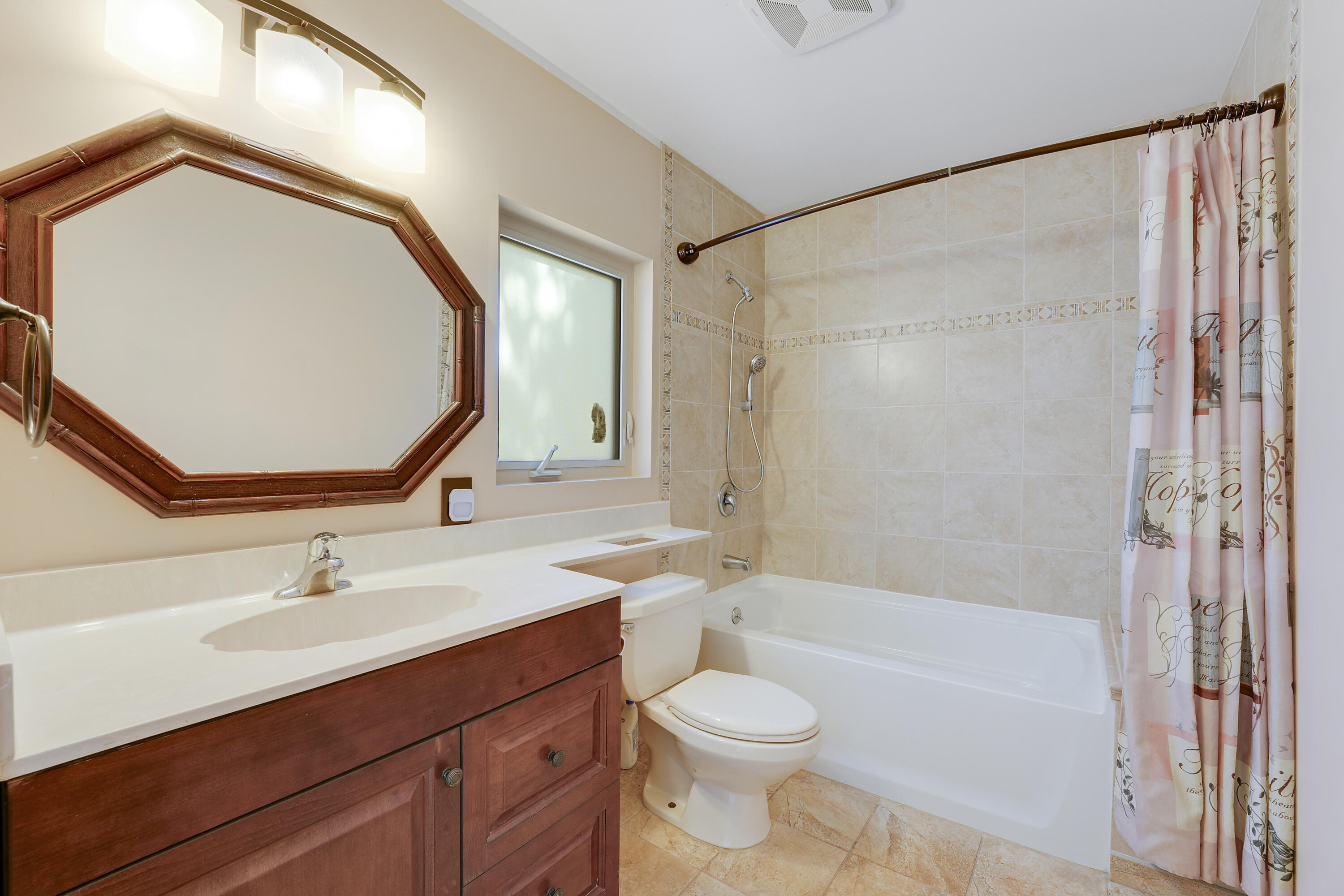 2nd Floor Bathroom