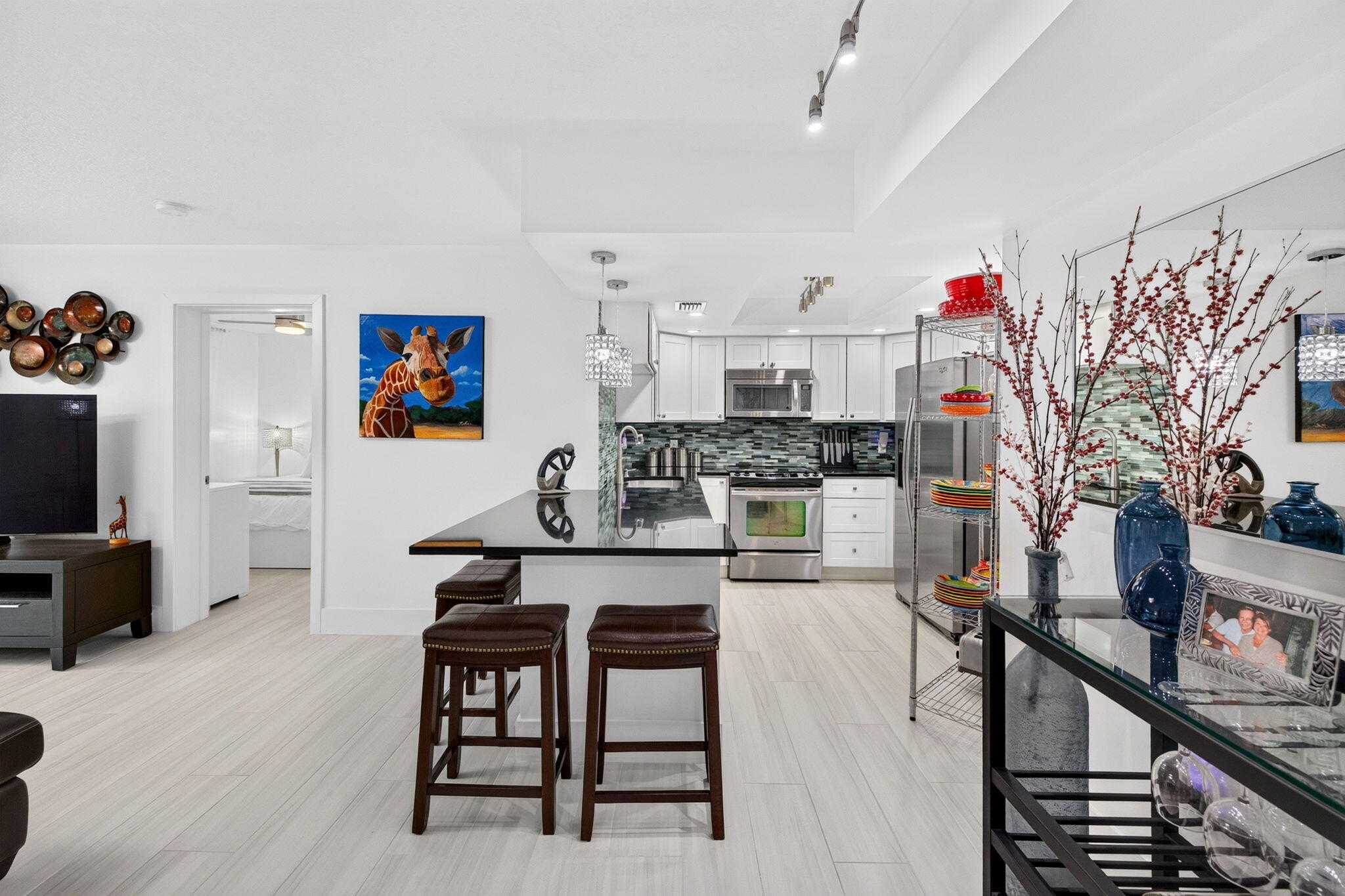 25-web-or-mls-699A3769