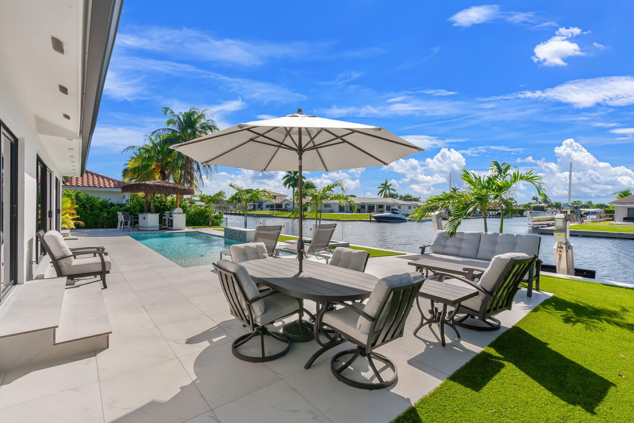 41-web-or-mls-5641 Bayview Dr, Fort Laud