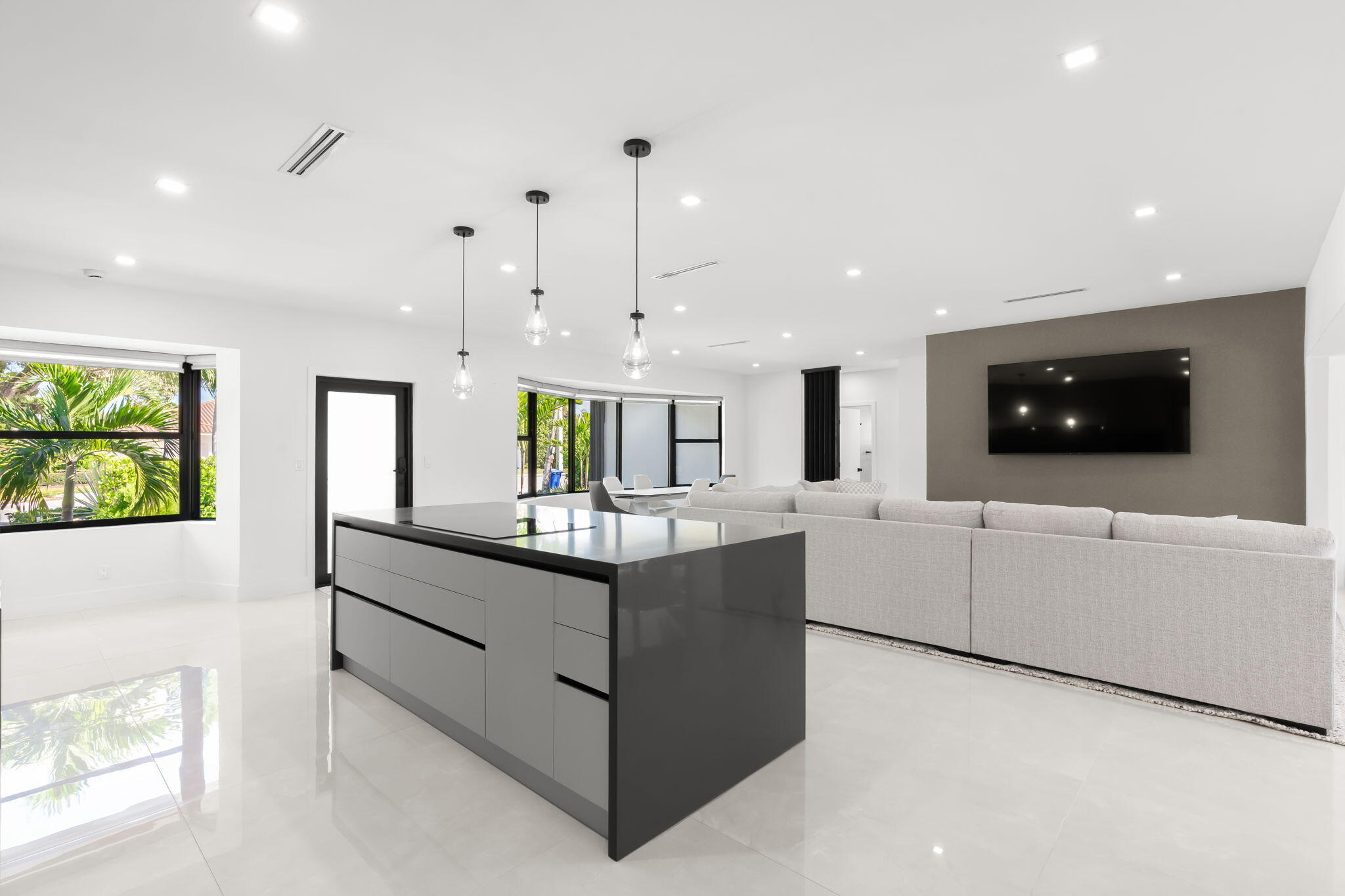 27-web-or-mls-5641 Bayview Dr, Fort Laud