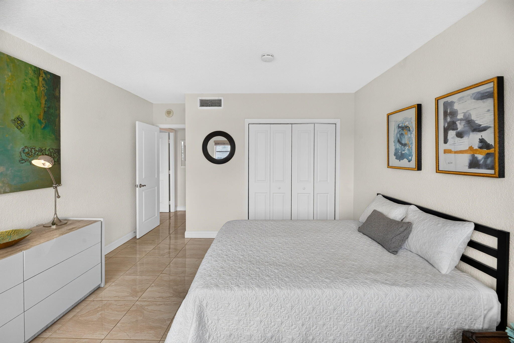 52-web-or-mls-Guest bedroom 5