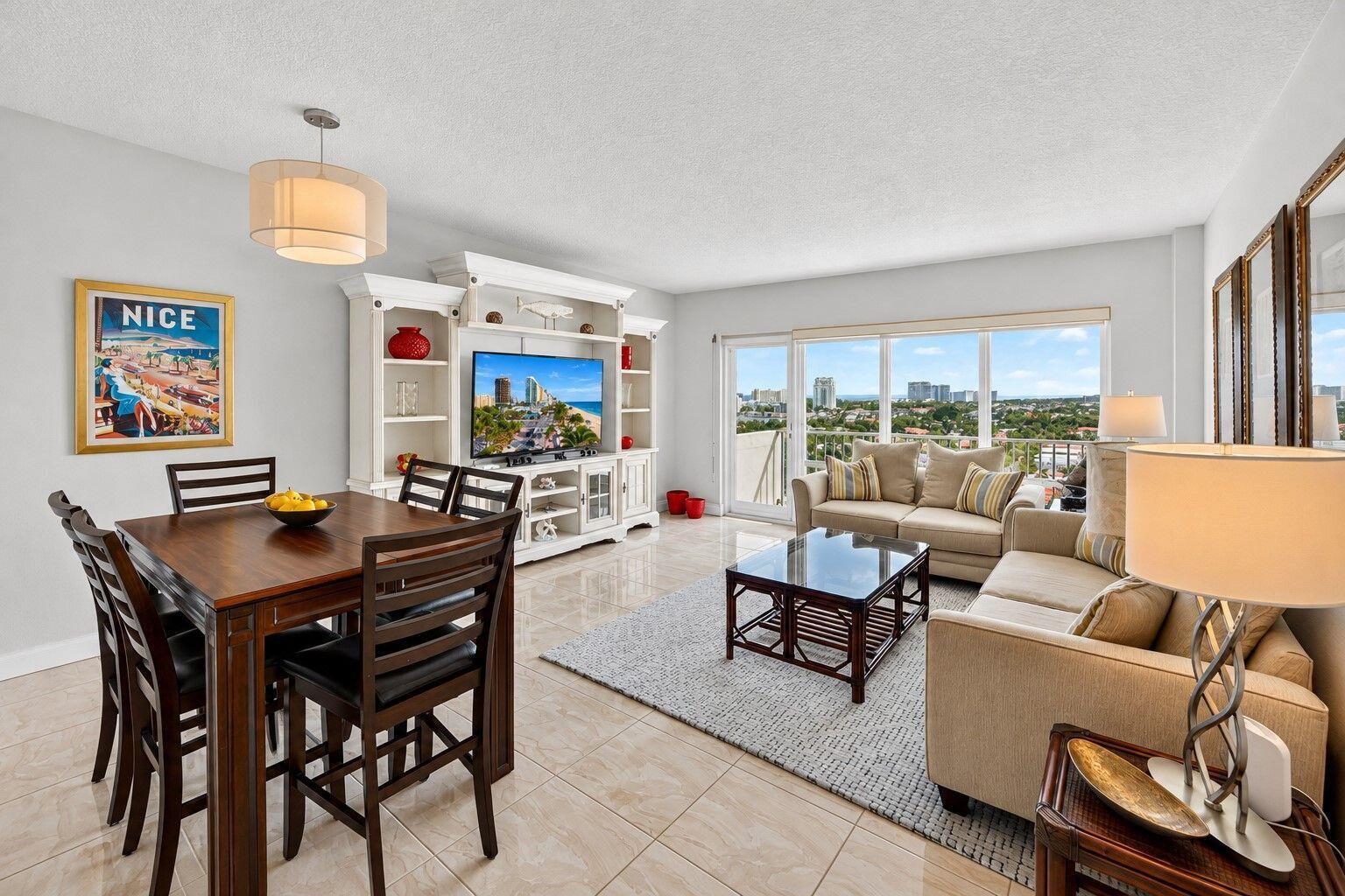 21-web-or-mls-Living room 1